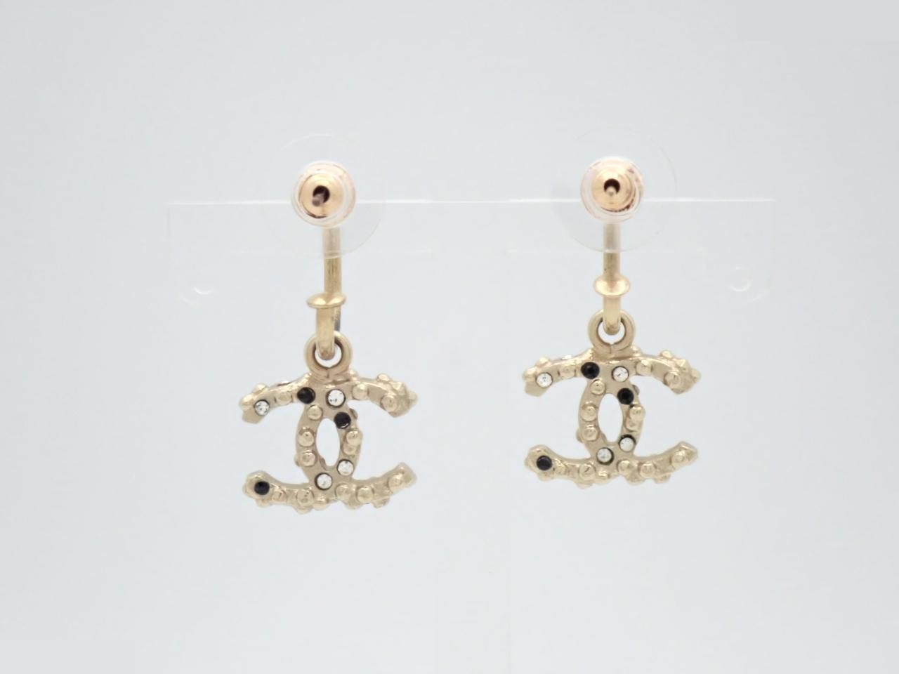 Earrings — view 2