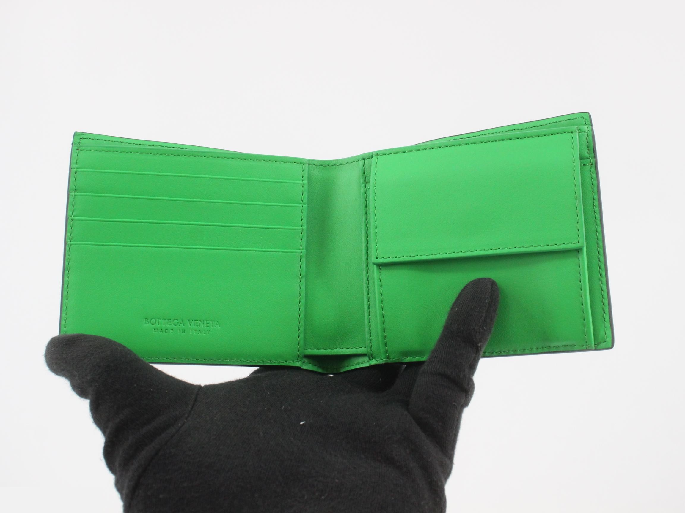 Intrecciato bi-fold wallet, black — view 4