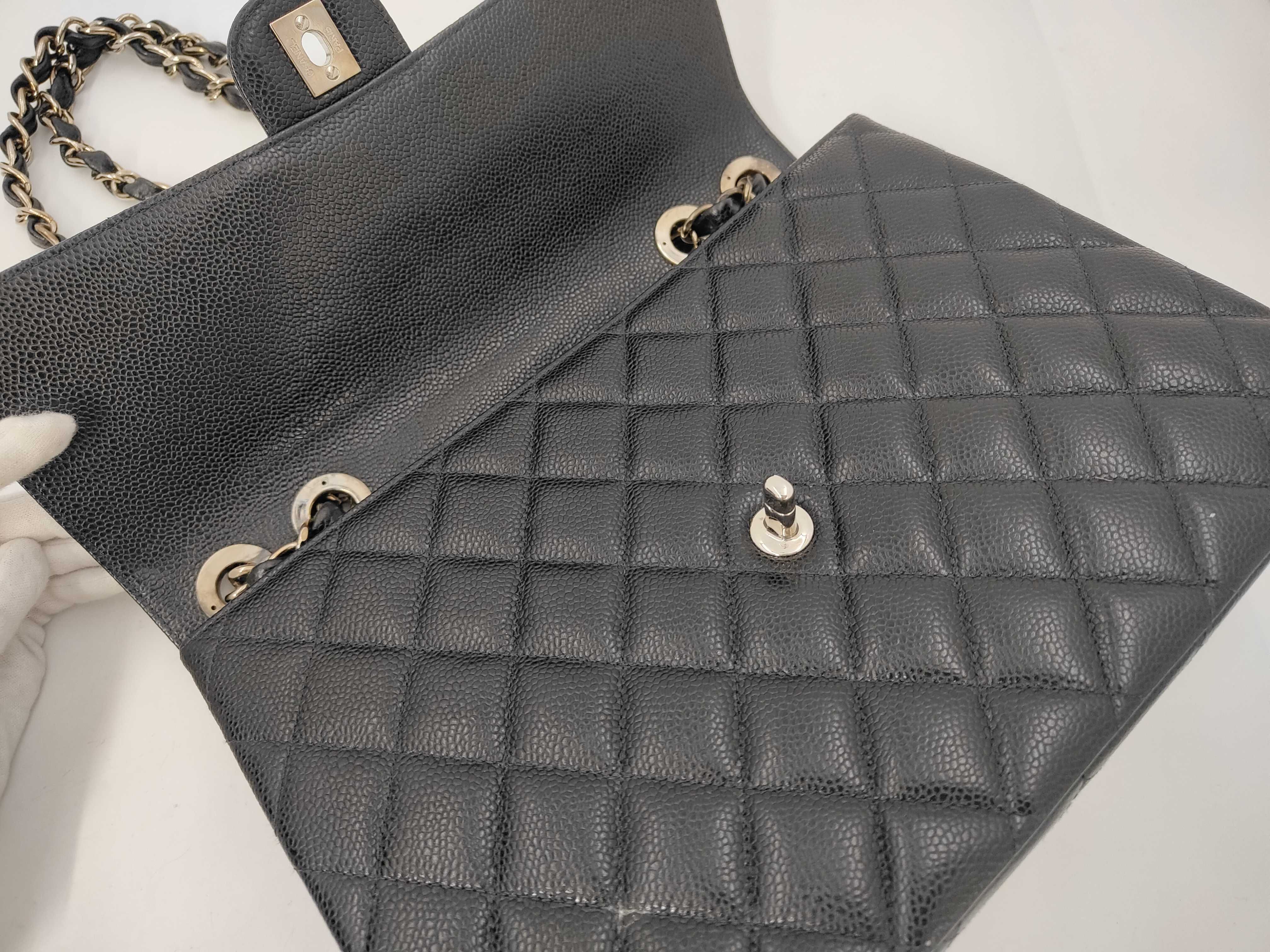 Caviar Skin Matelassé Double Chain Shoulder Bag (with guarantee card) — view 7