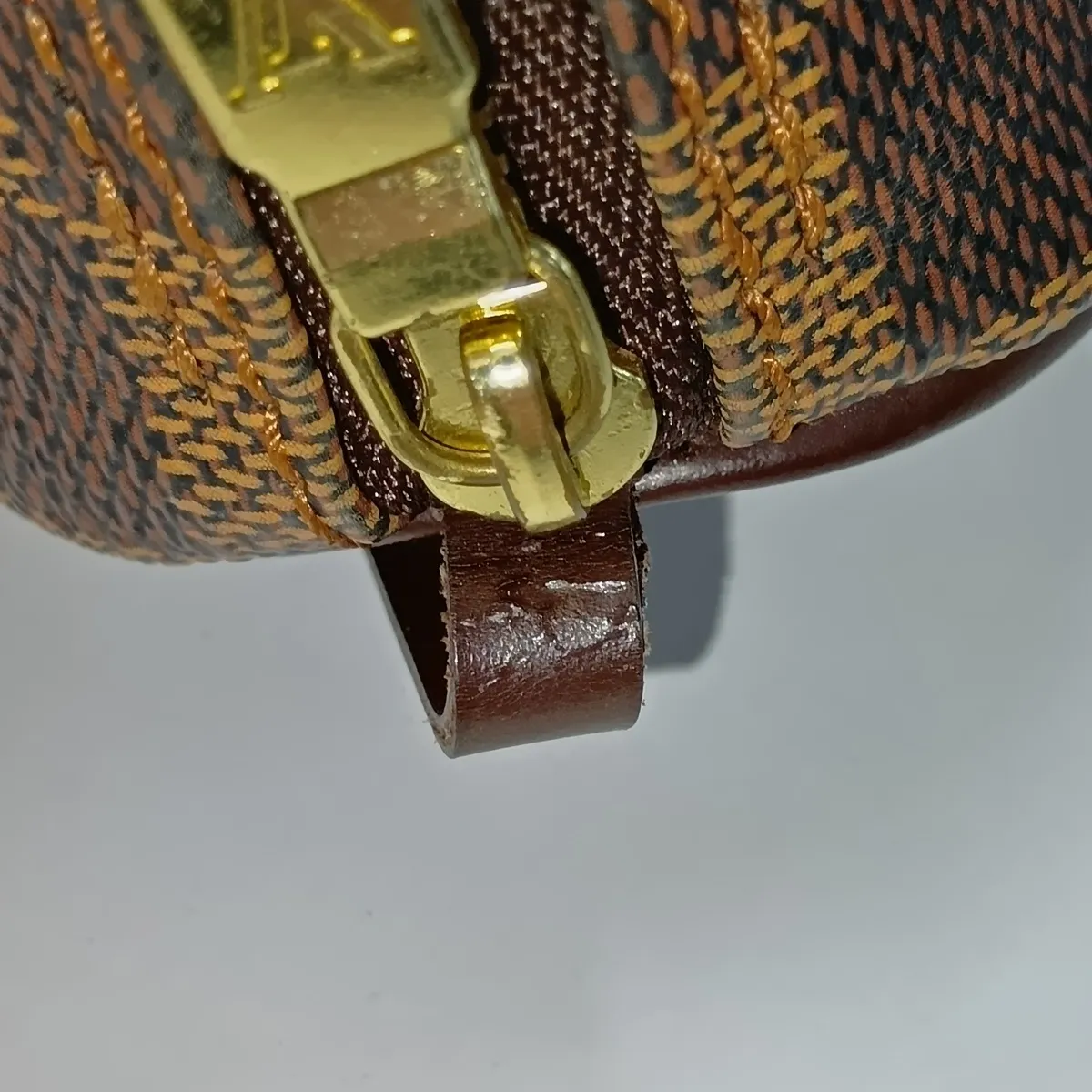 Damier Papillon 30 N51303, serial number unclear, brown, pouch strap torn. — view 12