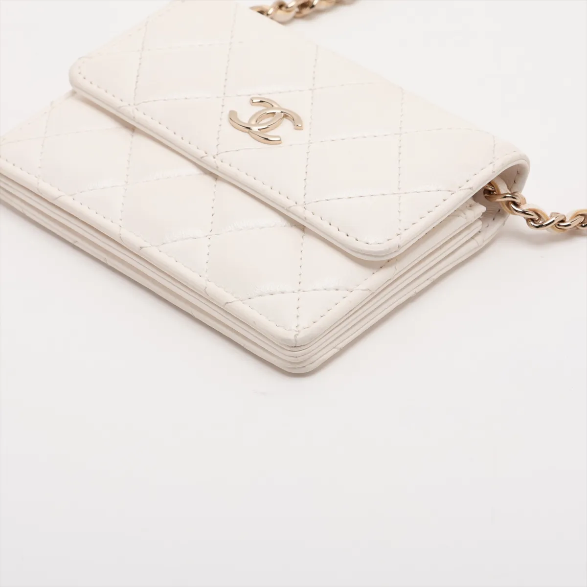 Matelassé Lambskin Chain Shoulder Bag, Camellia Design, White with Gold Hardware, 31107128, Serial Number 31 — view 3