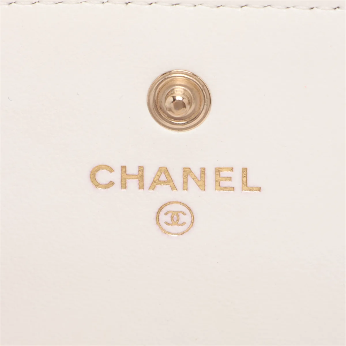 Matelassé Lambskin Chain Shoulder Bag, Camellia Design, White with Gold Hardware, 31107128, Serial Number 31 — view 10