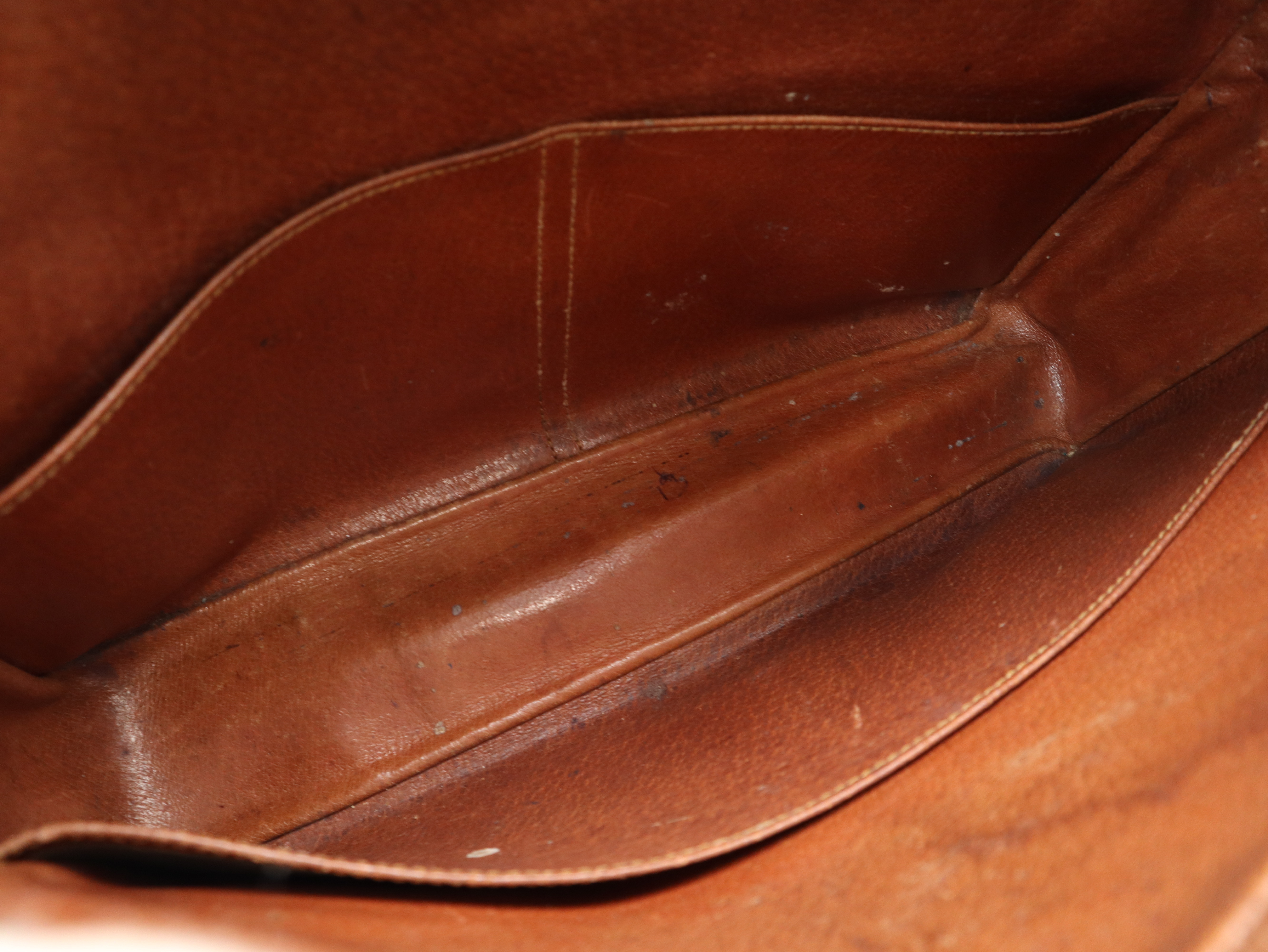 M51364 Monogram Sac Bandoulière Shoulder Bag — view 10