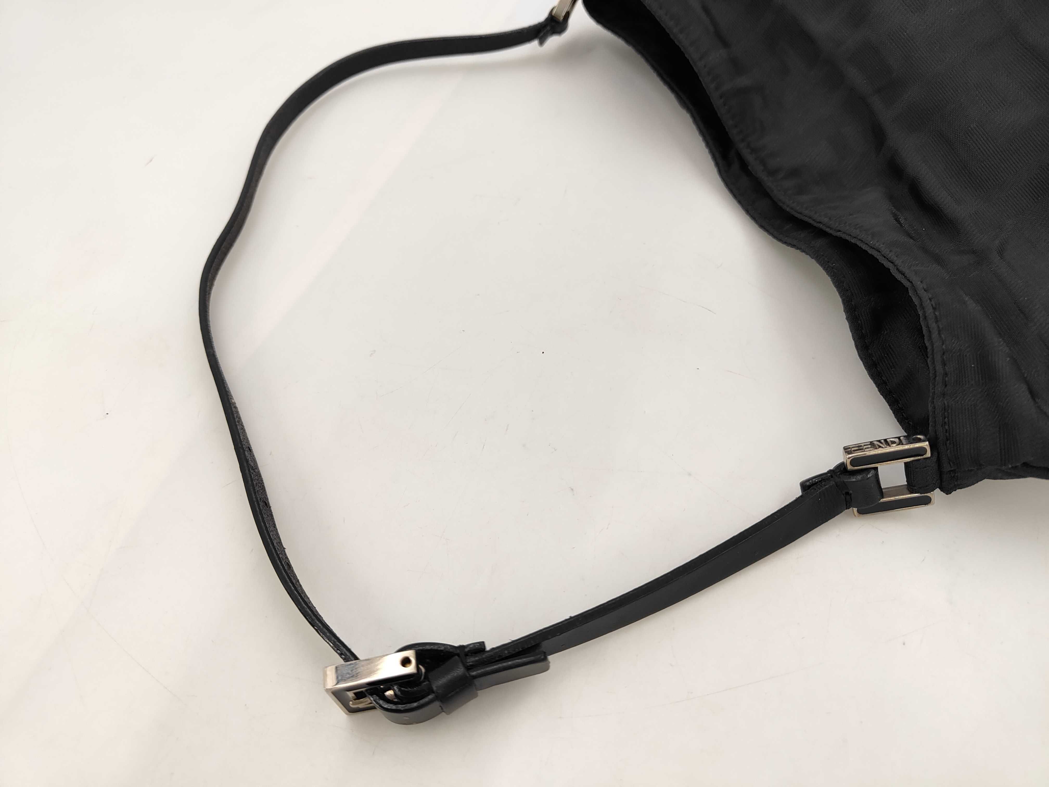 Zucca pattern Fendi black bag shoulder bag — view 4