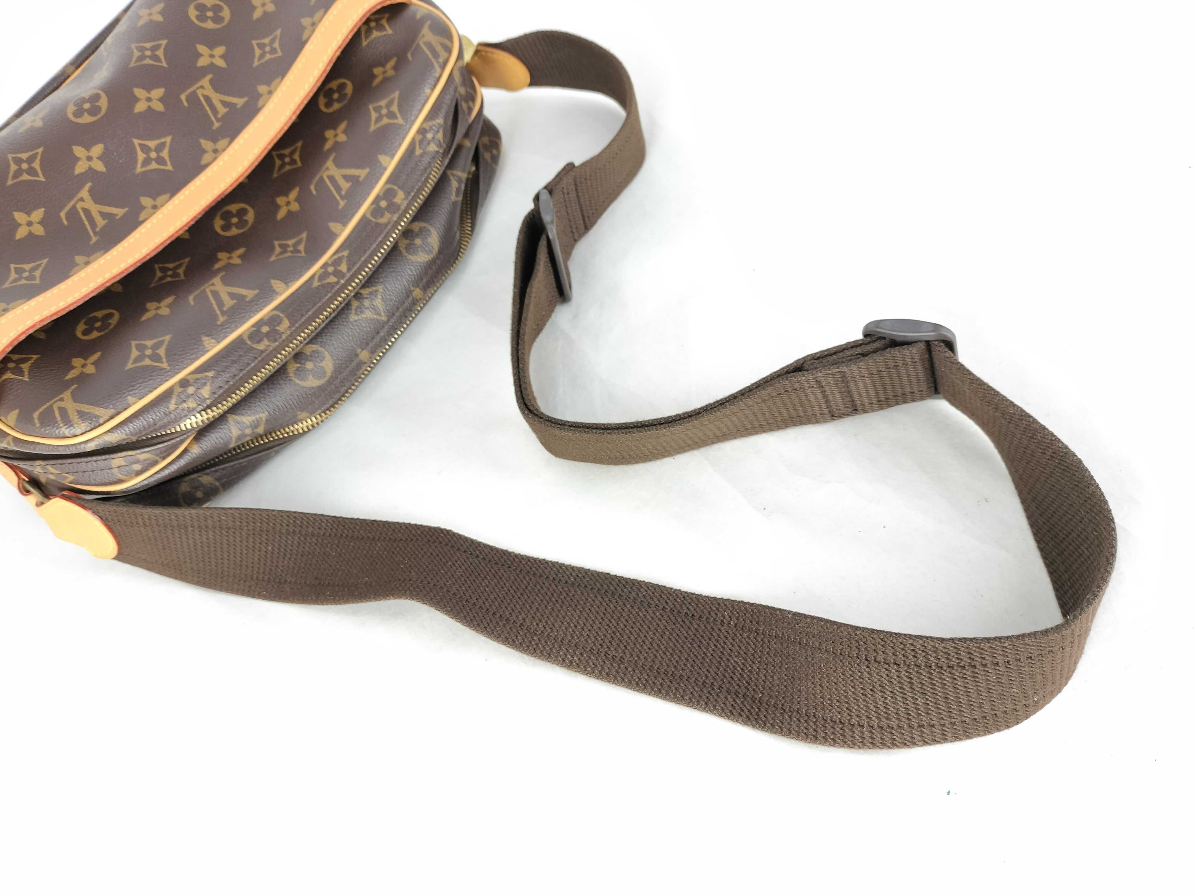 Monogram Louis Vuitton Shoulder Bag — view 3