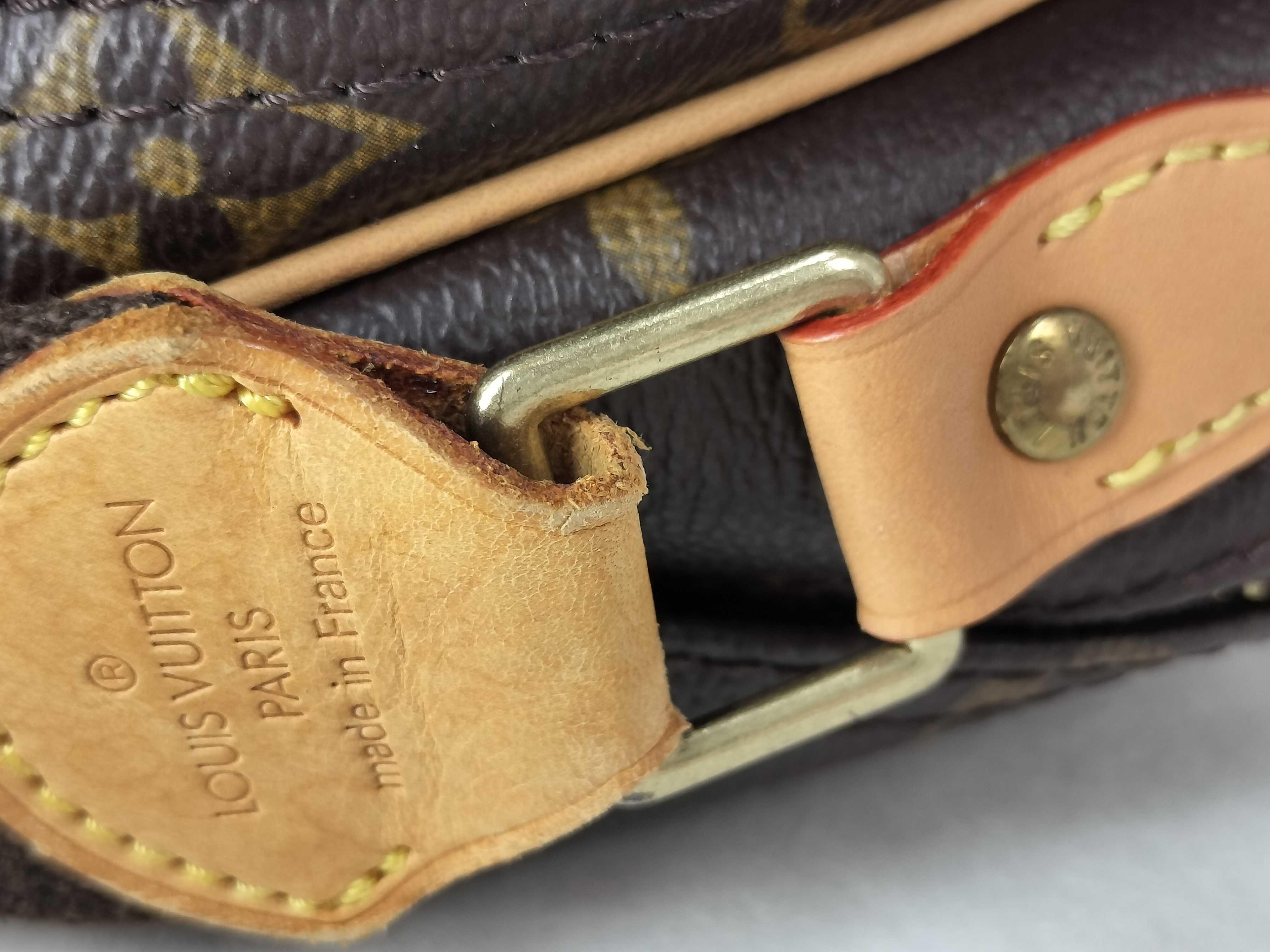 Monogram Louis Vuitton Shoulder Bag — view 5