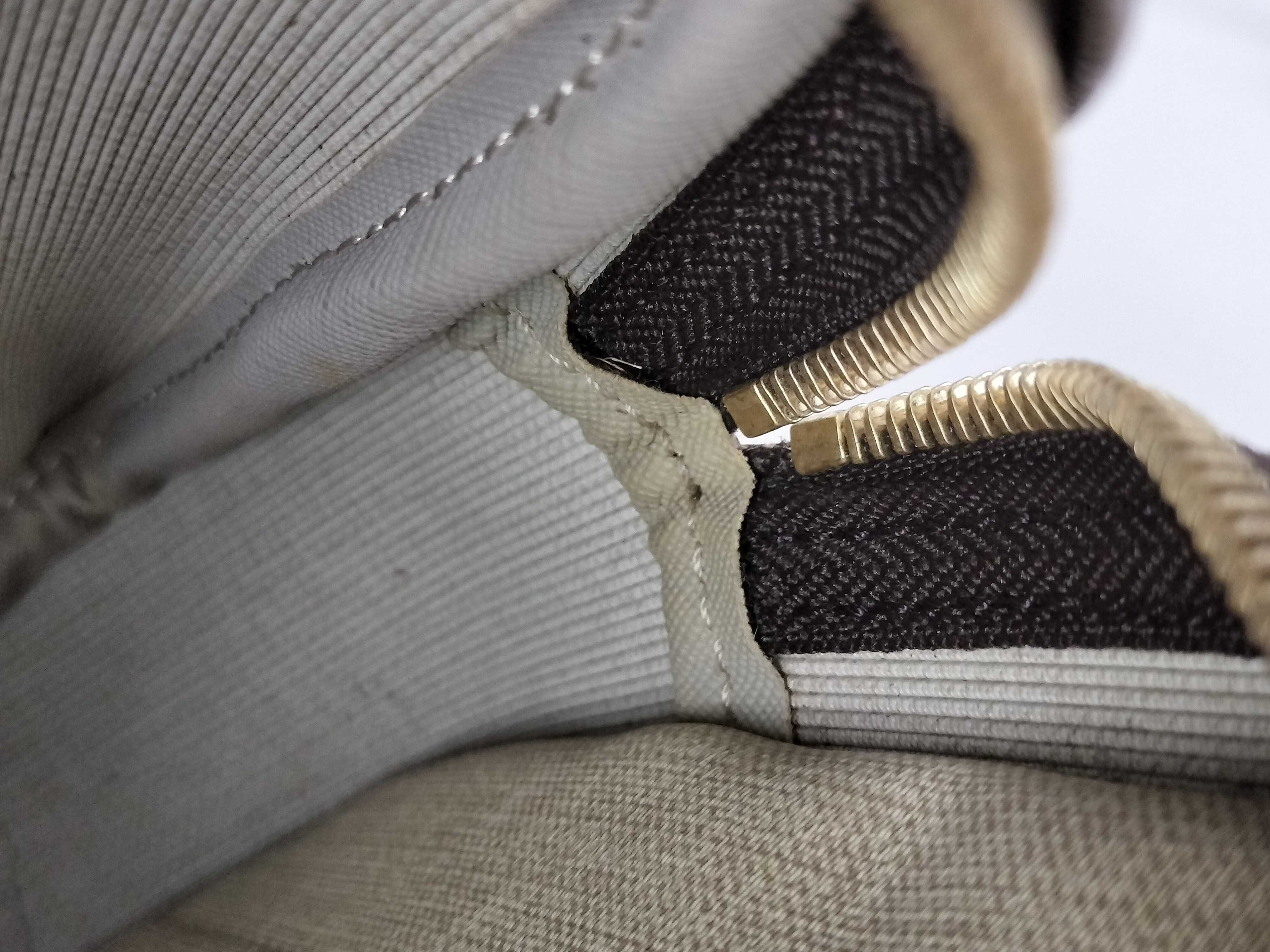 Monogram Louis Vuitton Shoulder Bag — view 9