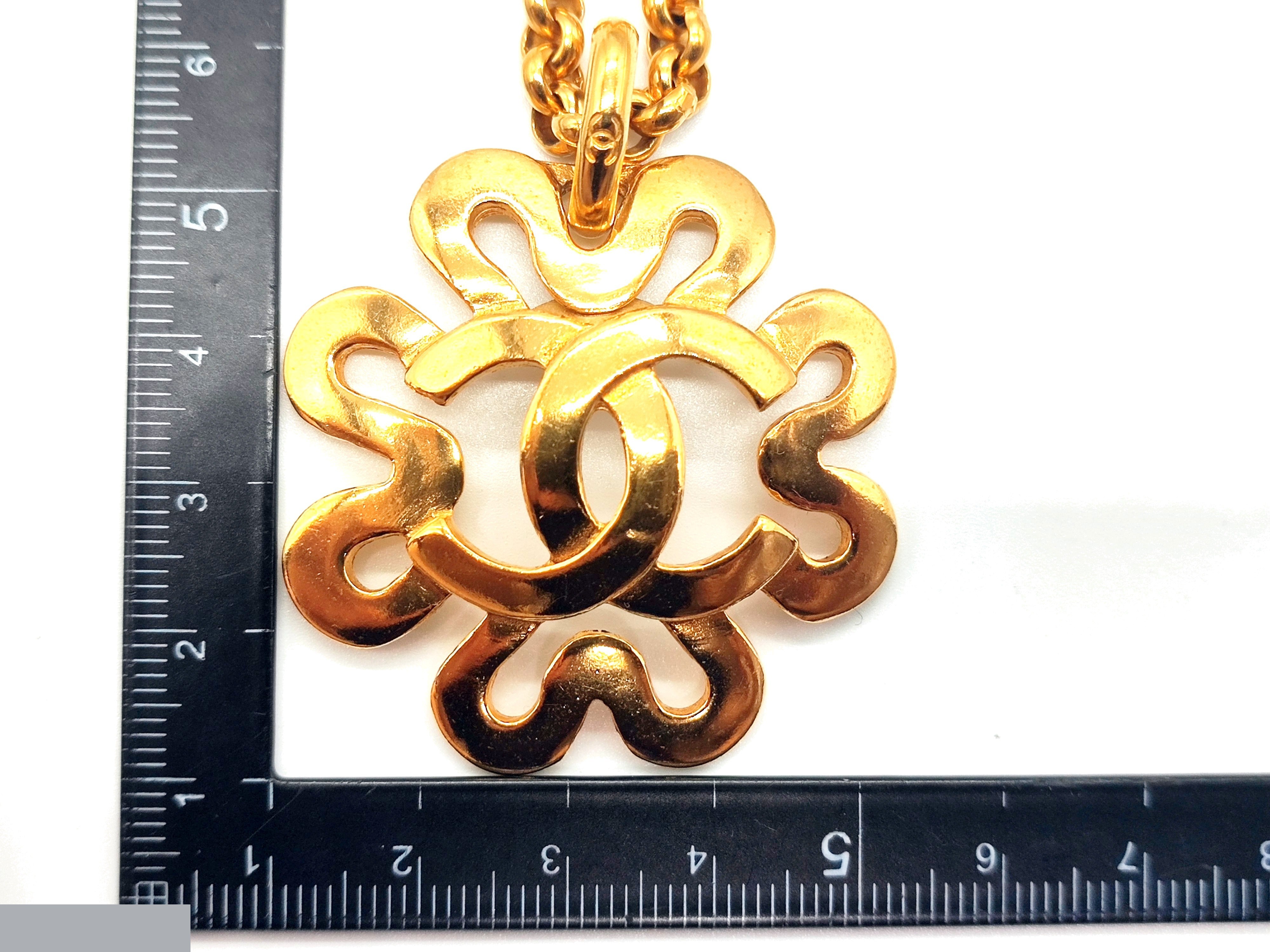 Coco Mark Flower Necklace 95P — view 3