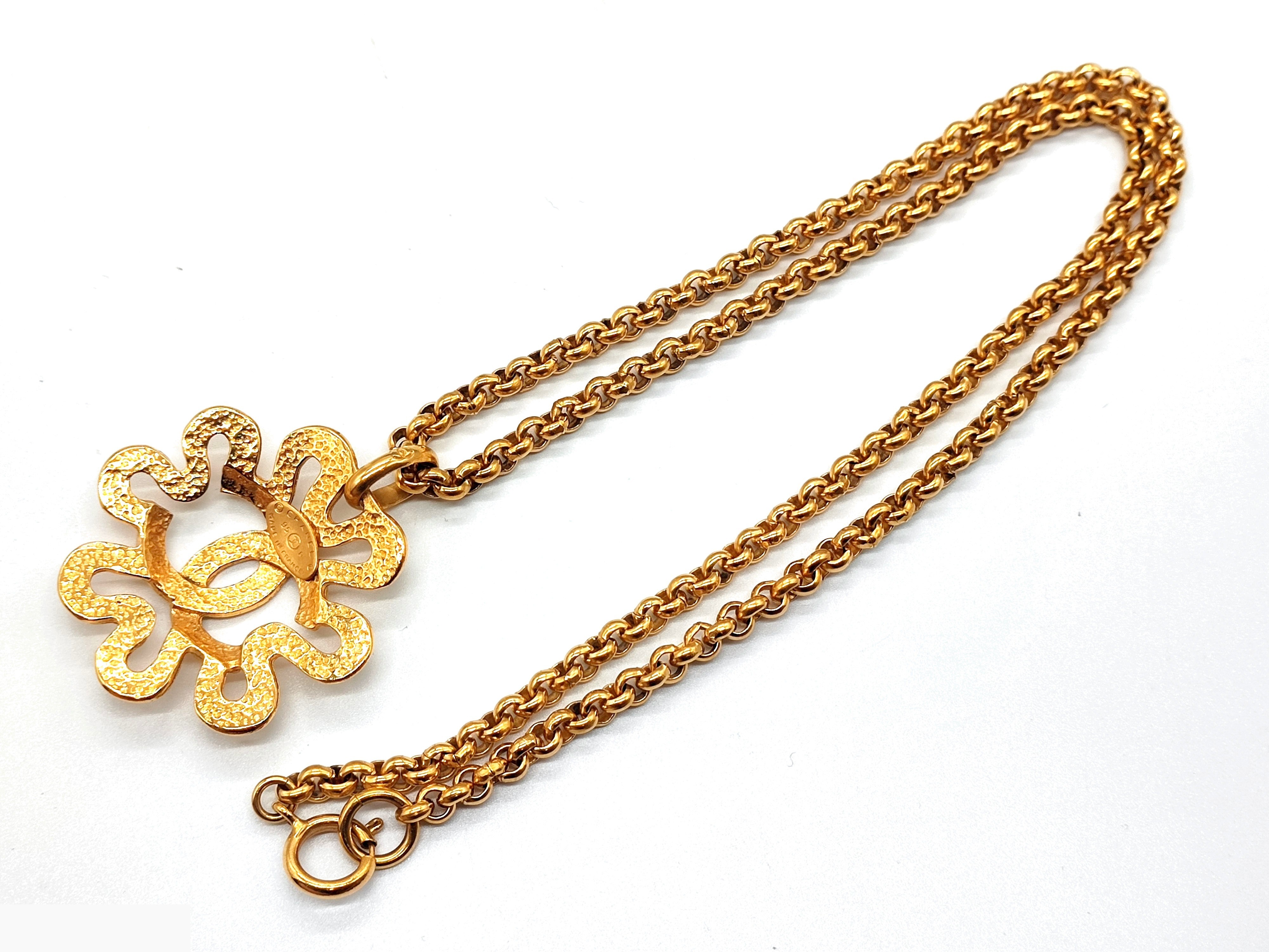 Coco Mark Flower Necklace 95P — view 8