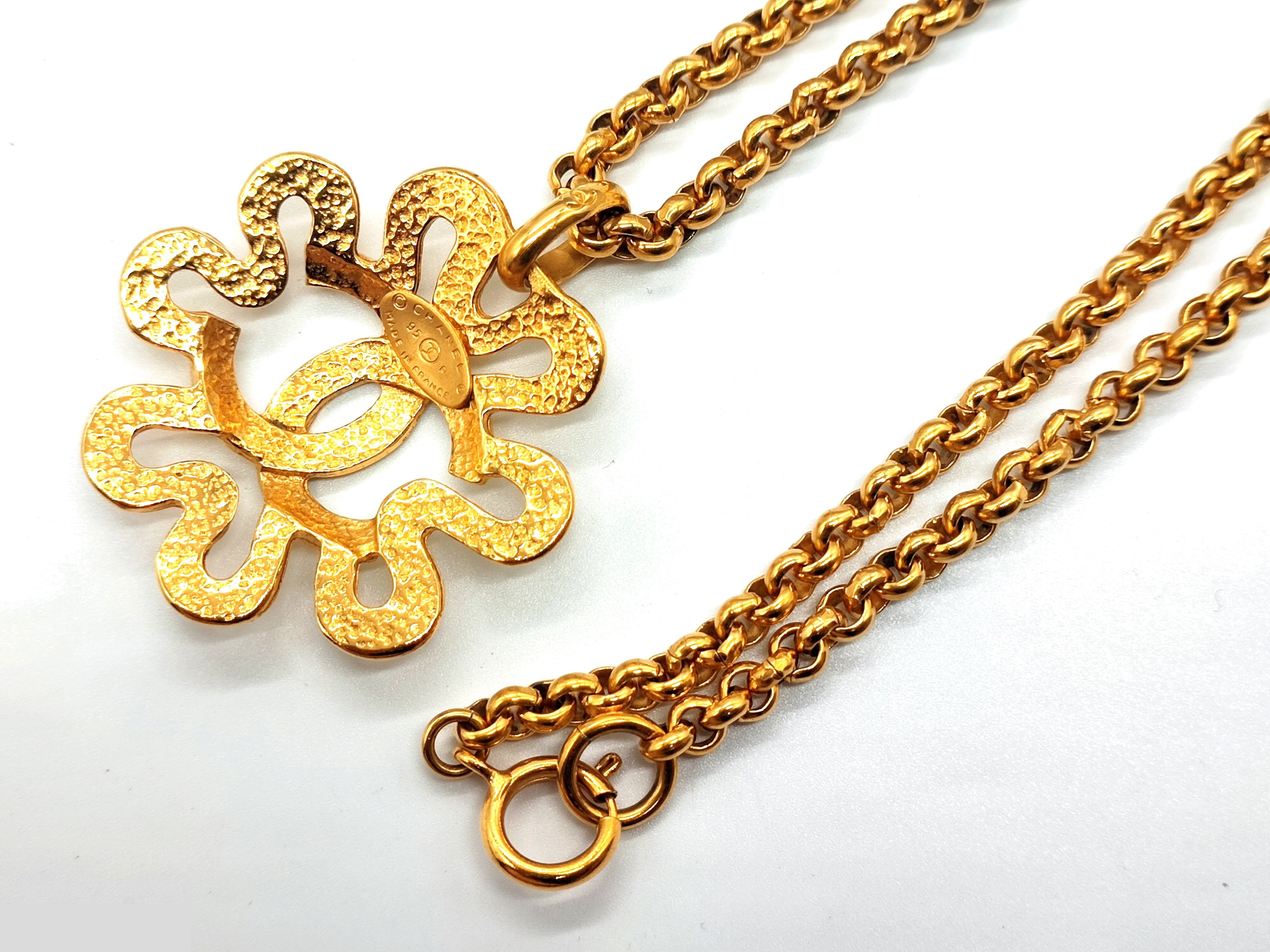 Coco Mark Flower Necklace 95P — view 9