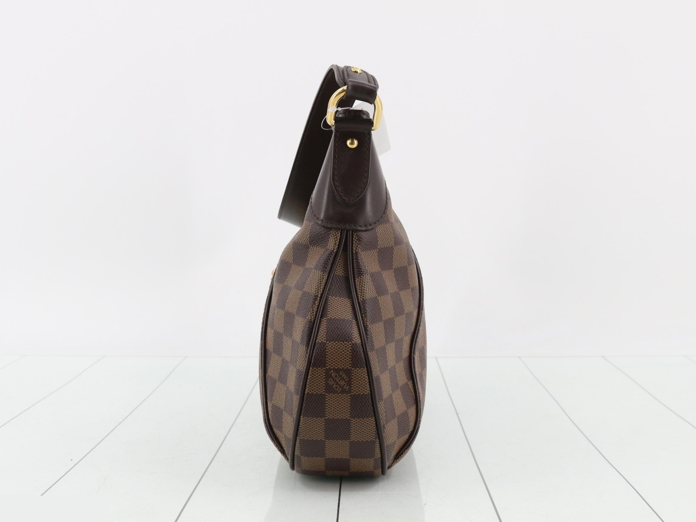 Damier Thames GM Shoulder Bag — view 3