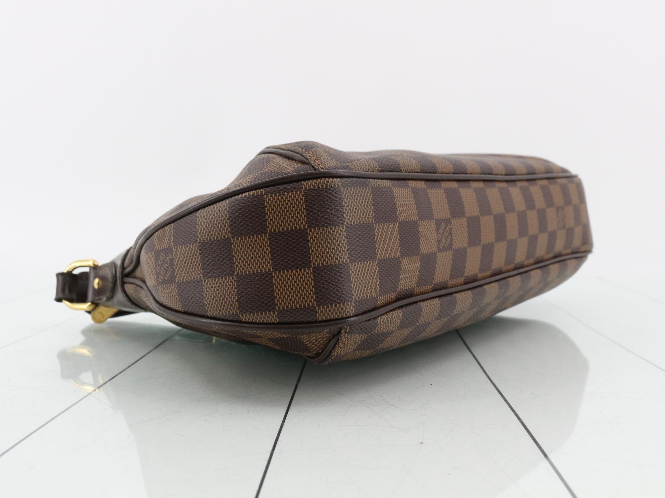 Damier Thames GM Shoulder Bag — view 5