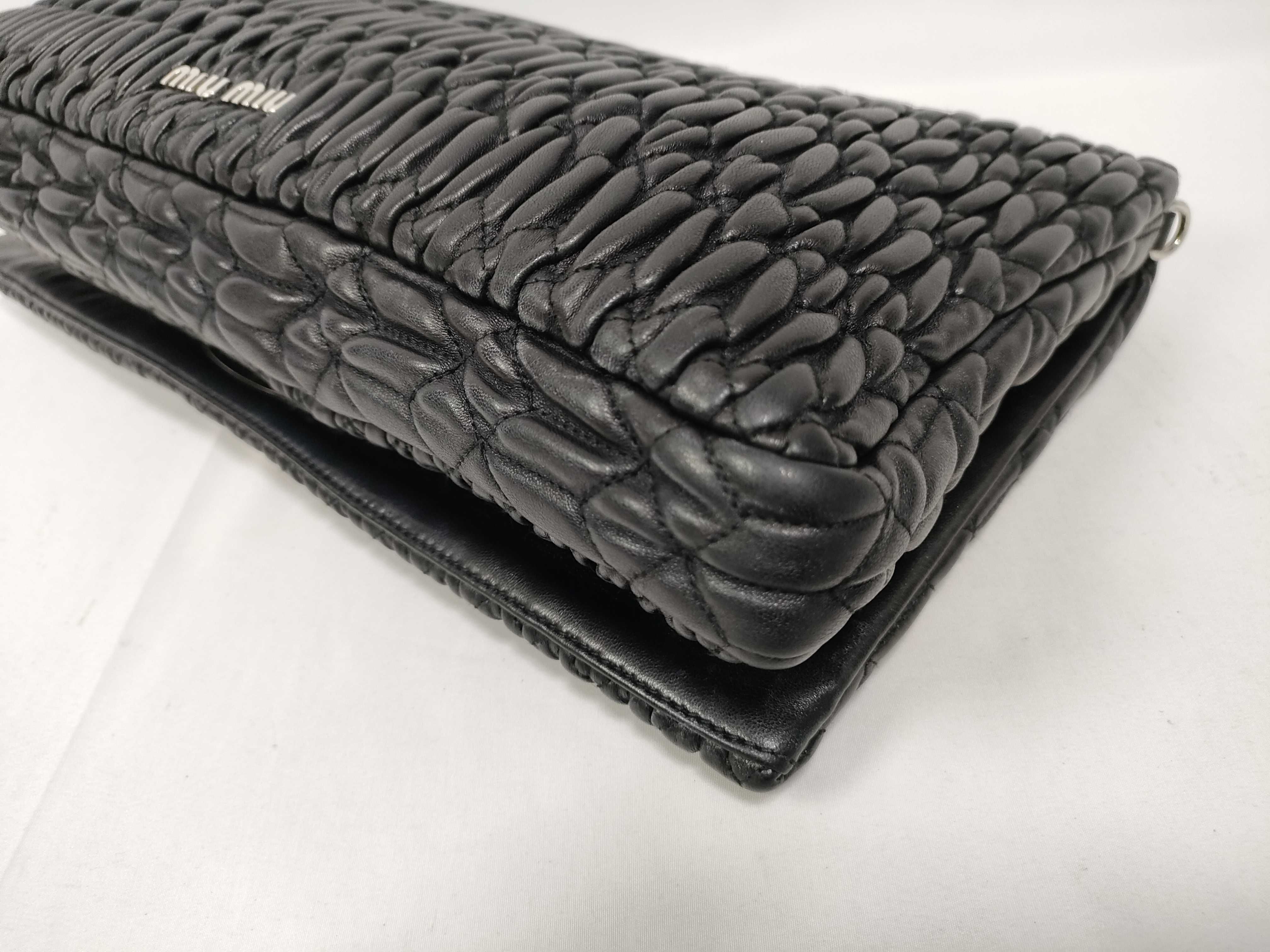 Crystal Black Wrinkled Lamb Leather Big Stone Chain Bag Shoulder Bag — view 4