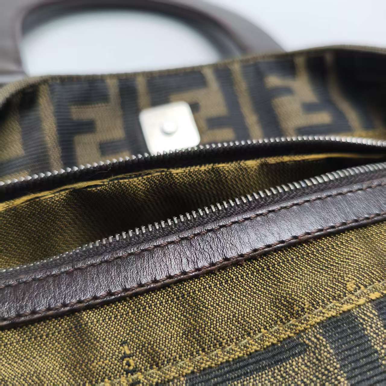 【*Shipped from: China*】FENDI Canvas Handbag — view 13