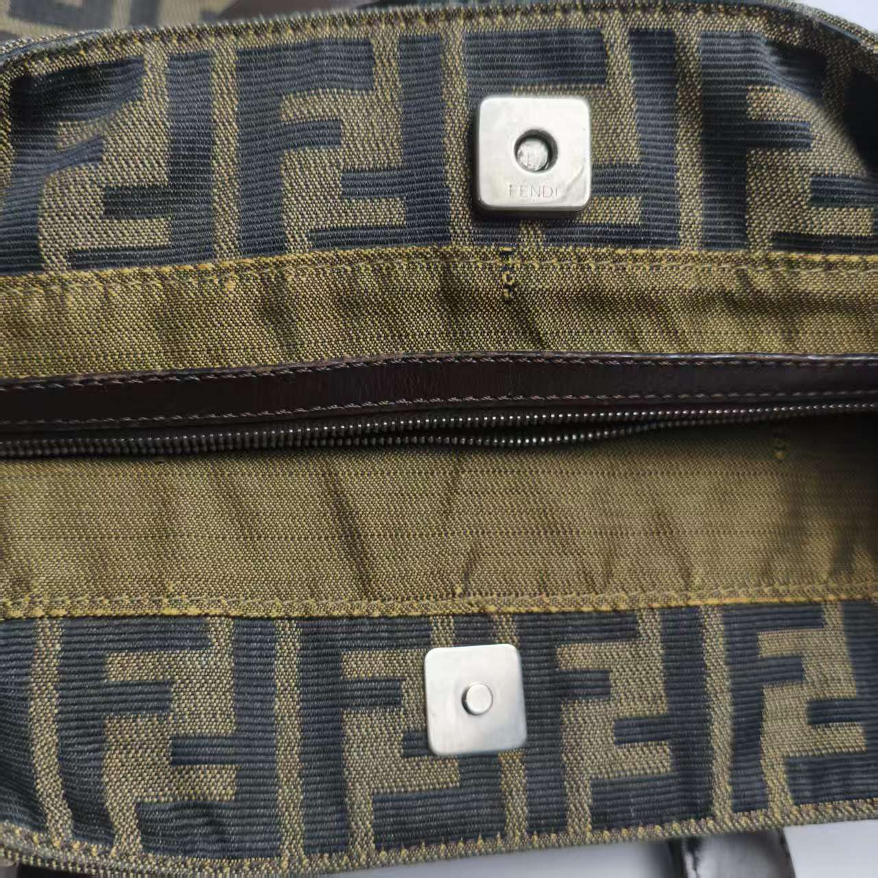 【*Shipped from: China*】FENDI Canvas Handbag — view 9