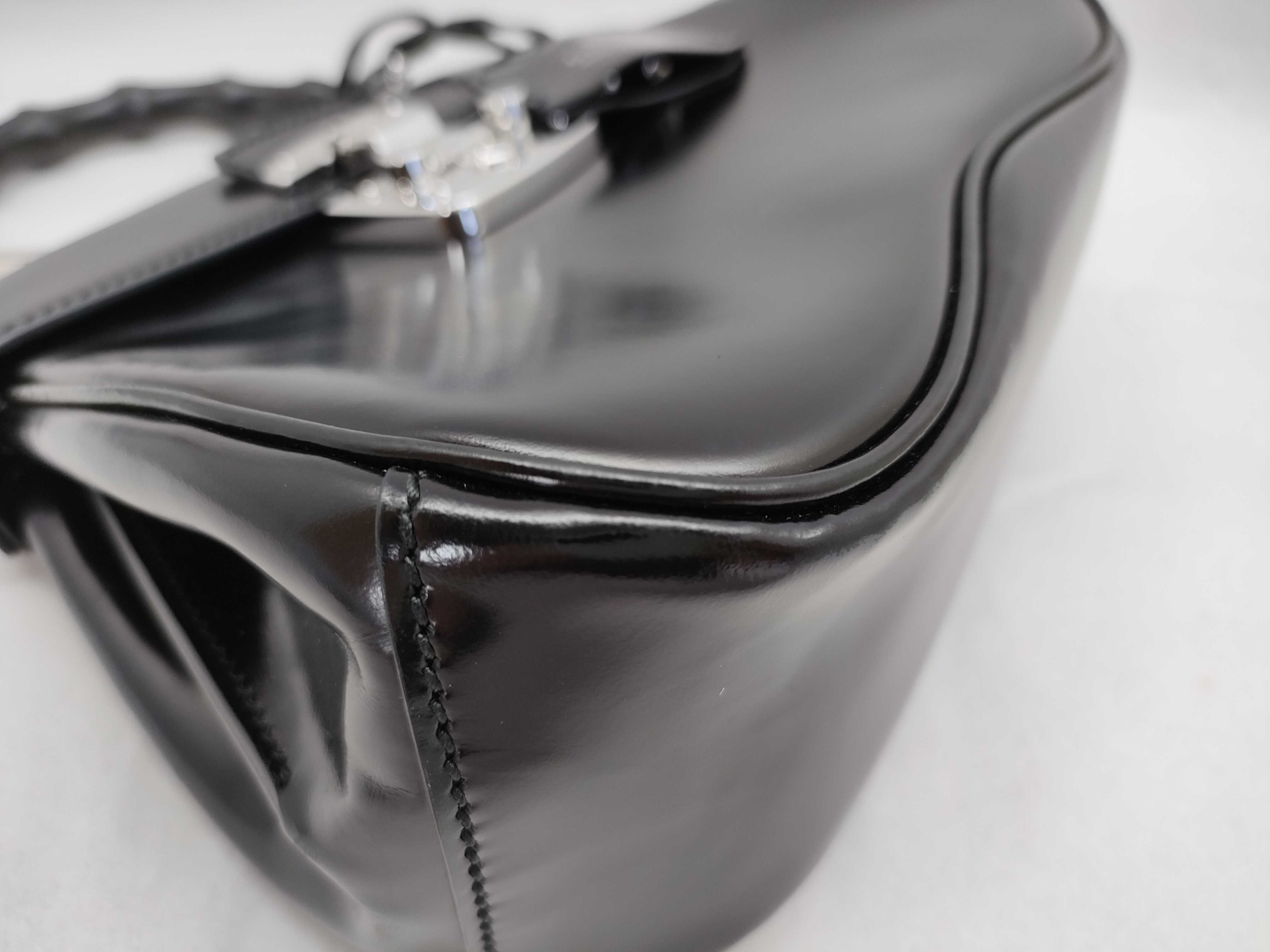 73-2 Gucci Black Leather Top Handle Bag Handbag — view 6