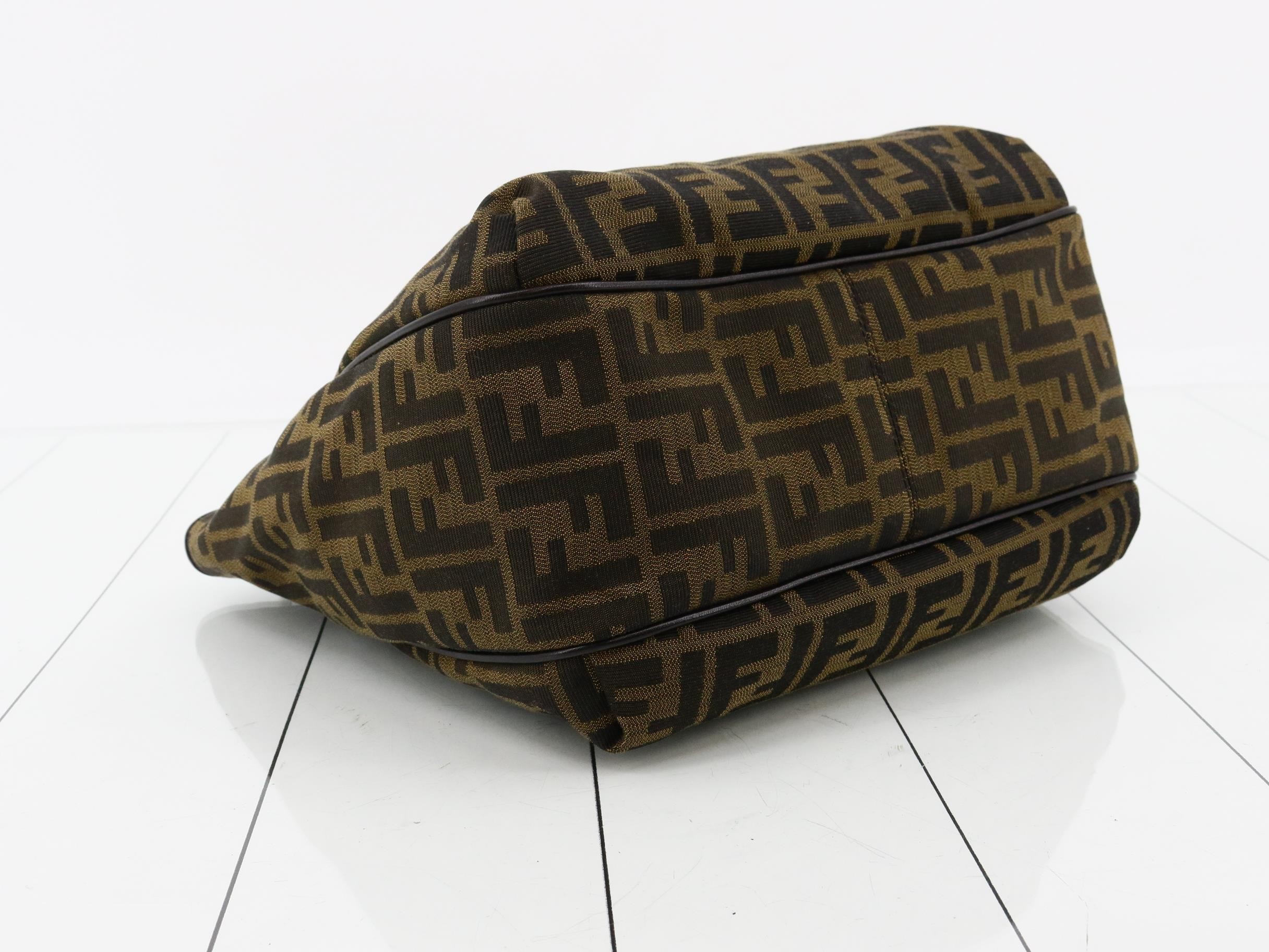Logo charm Zucca (bag) - Shoulder bag — view 5