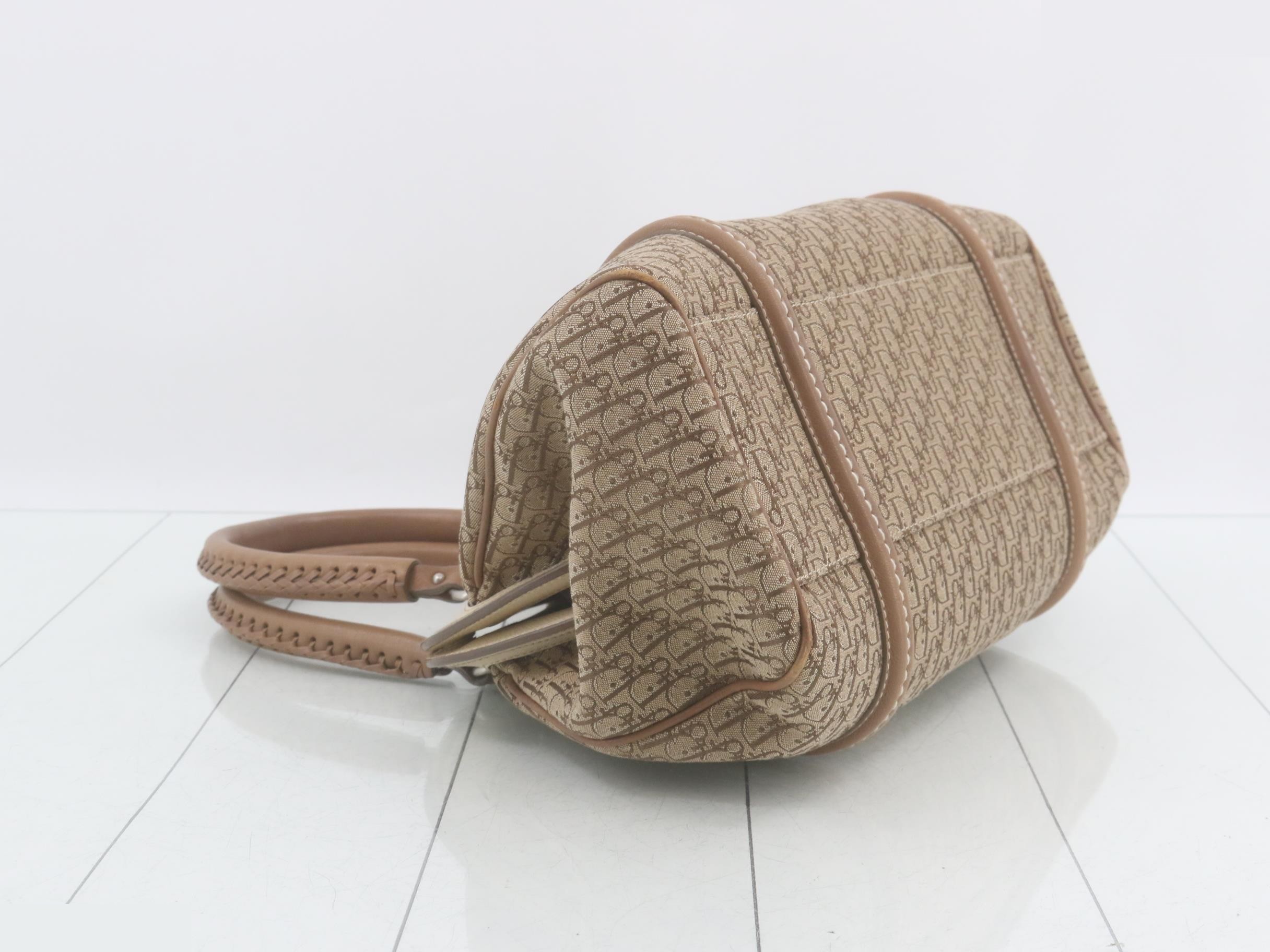 handbag — view 5