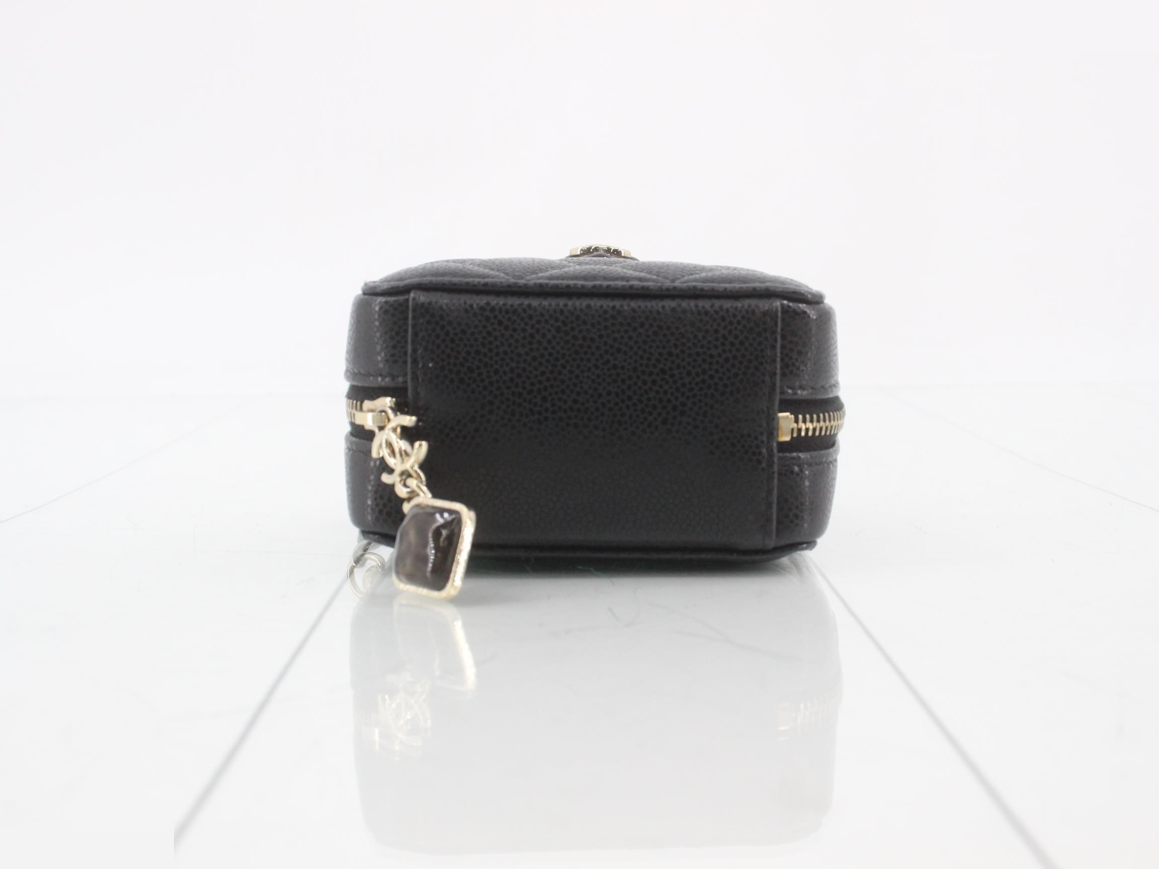 Caviar skin (bag) - Shoulder bag — view 3