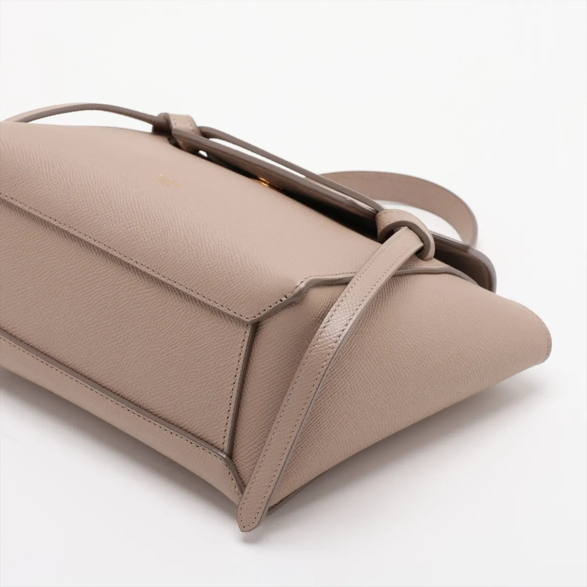 Belt Bag Nano Leather 2-Way Handbag Beige — view 3