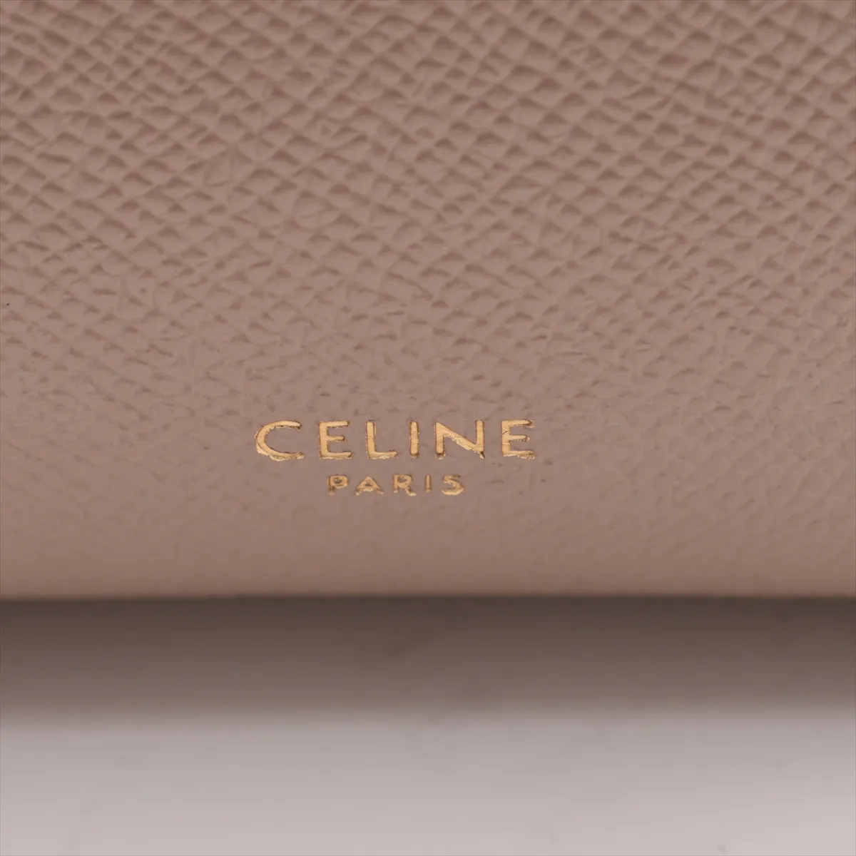 Belt Bag Nano Leather 2-Way Handbag Beige — view 9