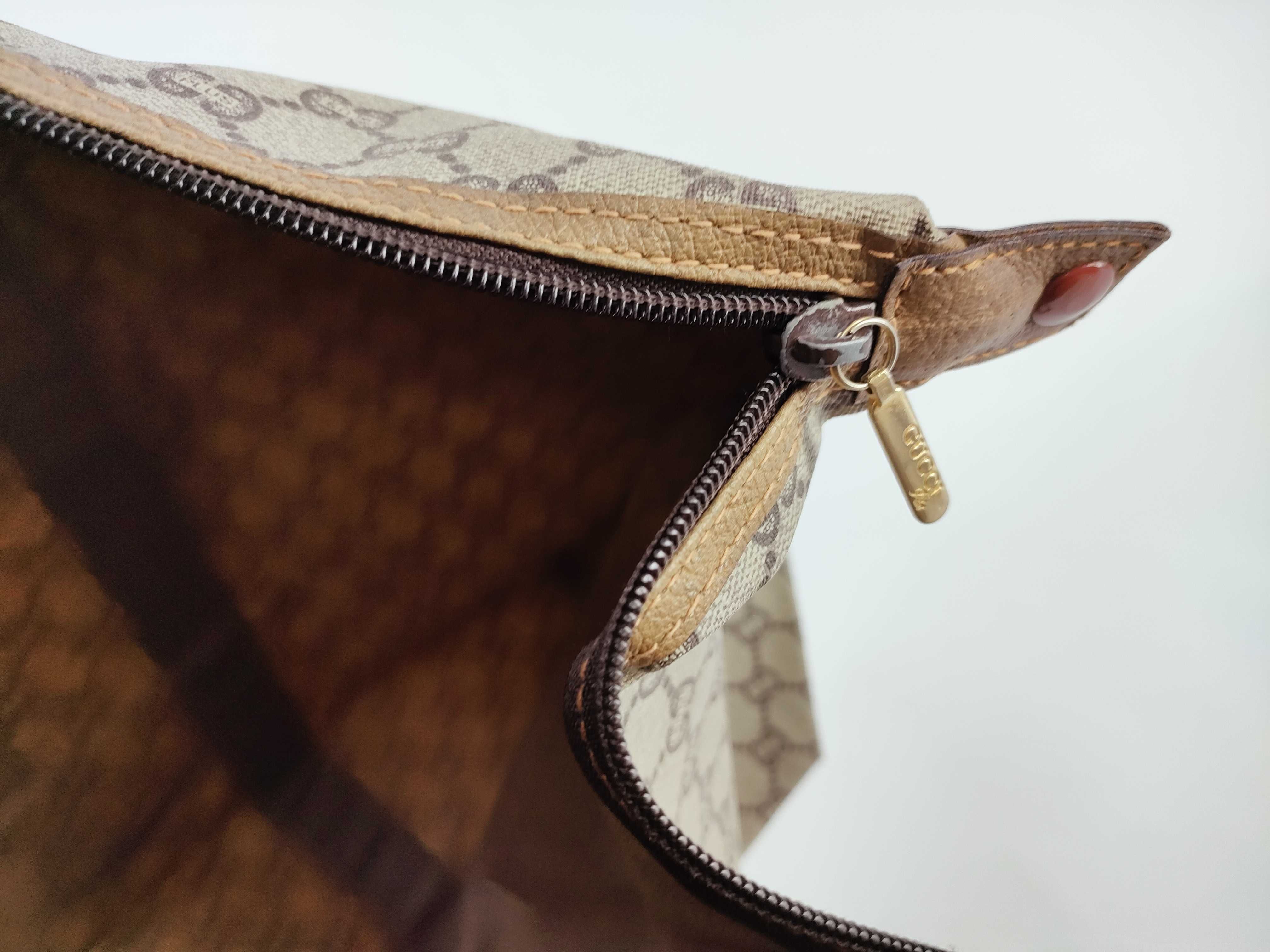 GG Canvas GG Plus Sherry Tote Bag — view 10