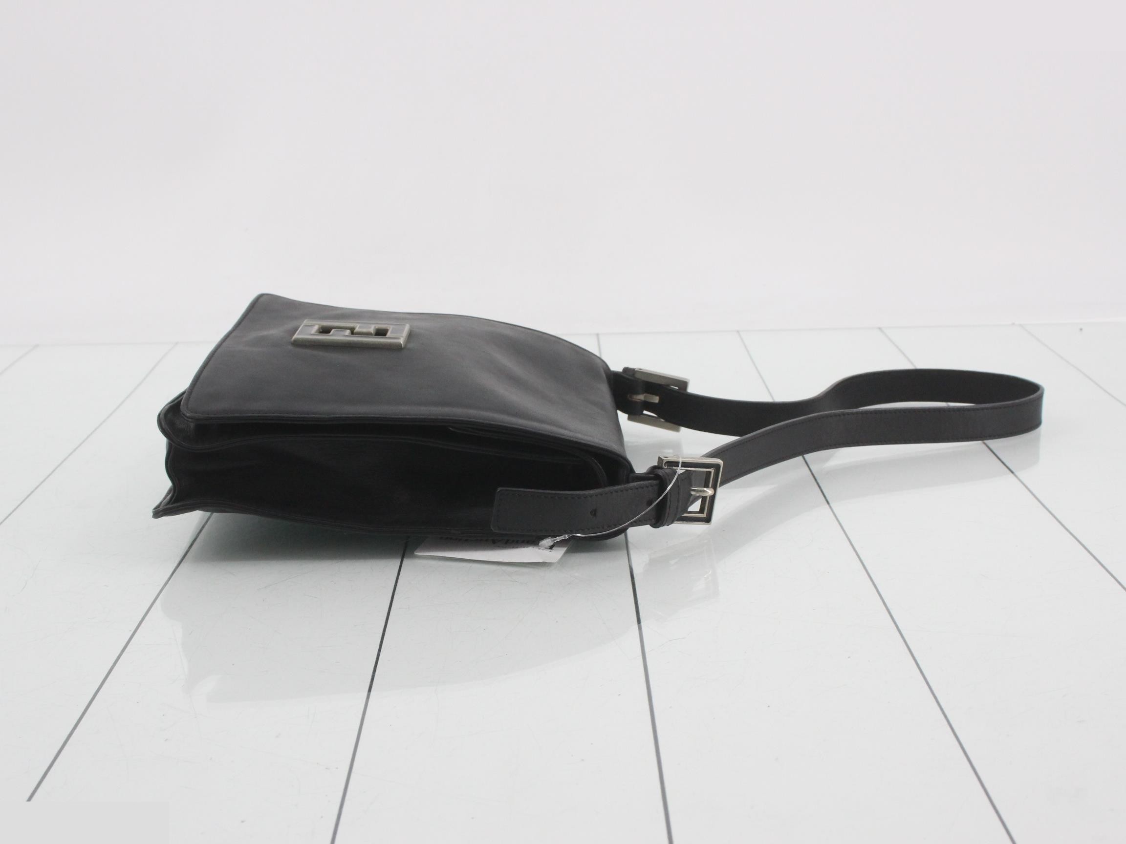 Other lines: Bags and shoulder bags — view 3