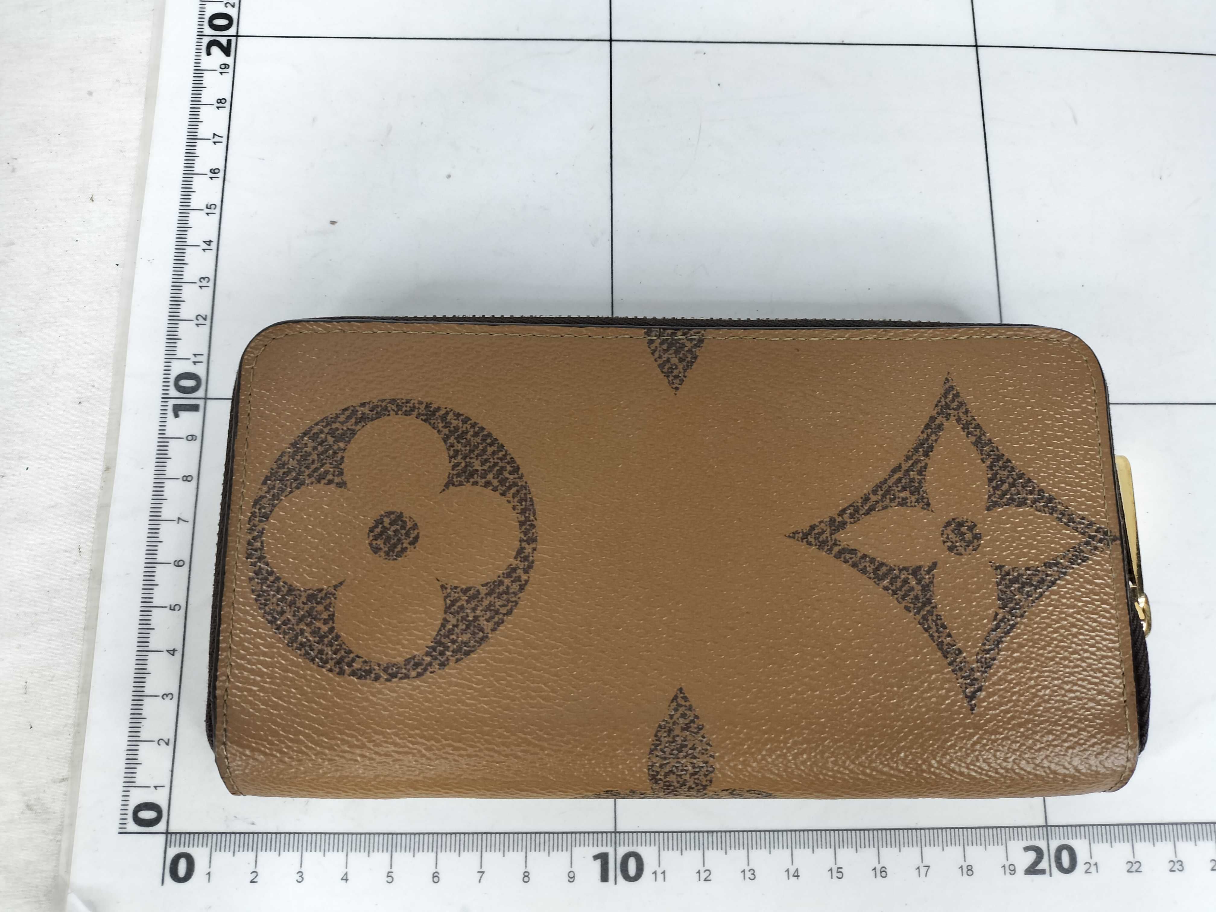 Giant Zippy Wallet with IC Tag and Gold Hardware (LM2240) — view 2