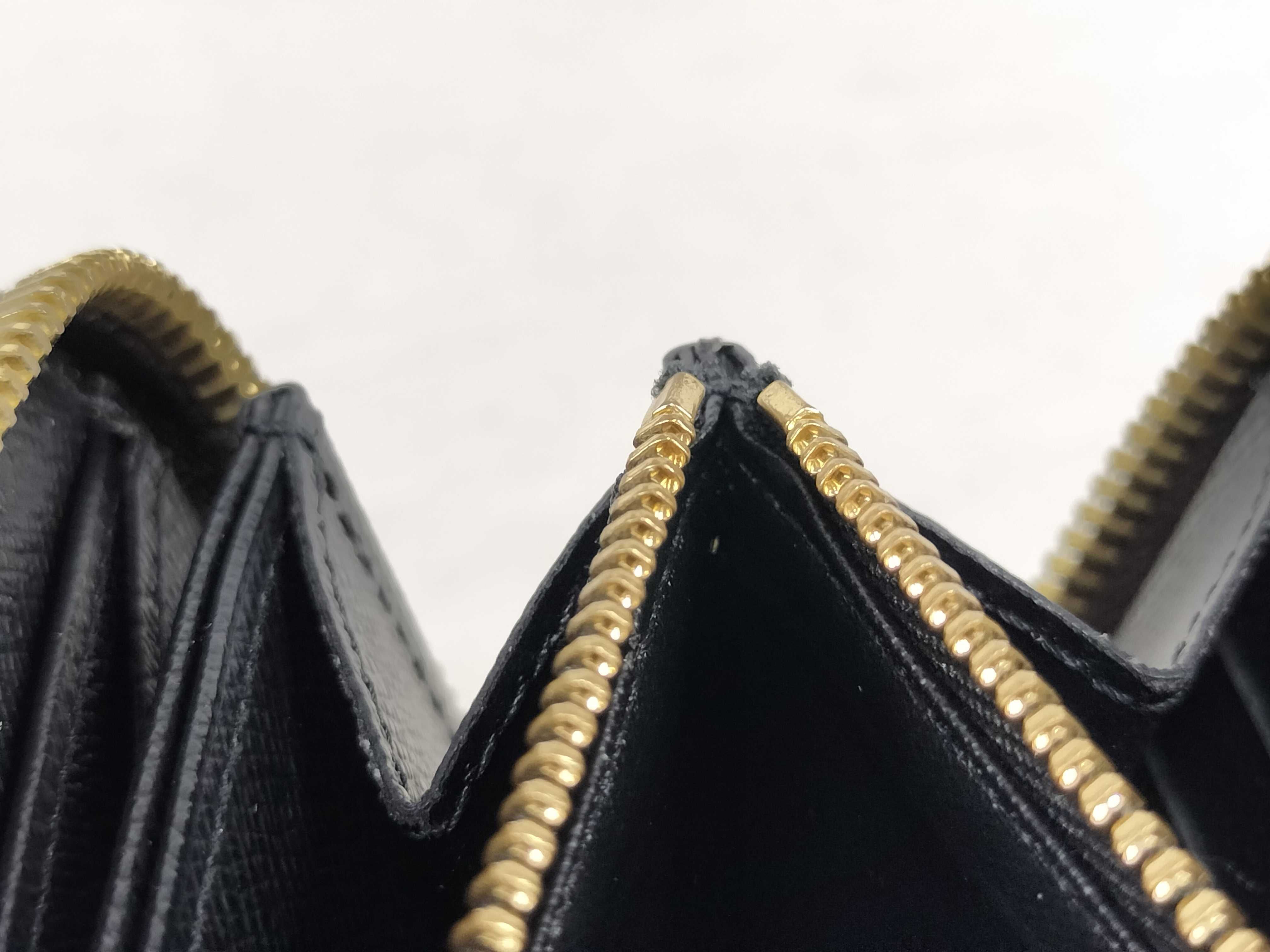 Giant Zippy Wallet with IC Tag and Gold Hardware (LM2240) — view 11