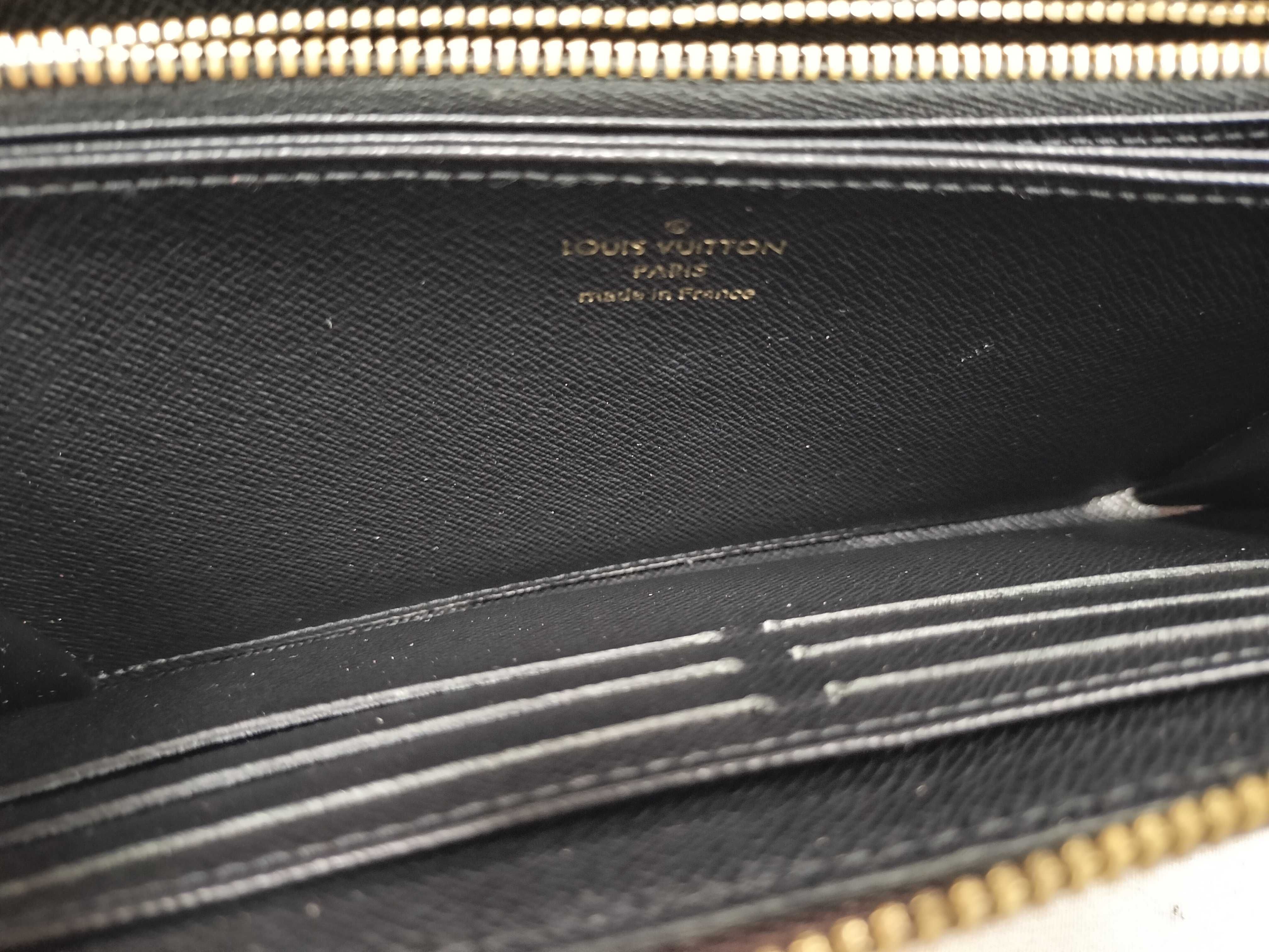 Giant Zippy Wallet with IC Tag and Gold Hardware (LM2240) — view 14