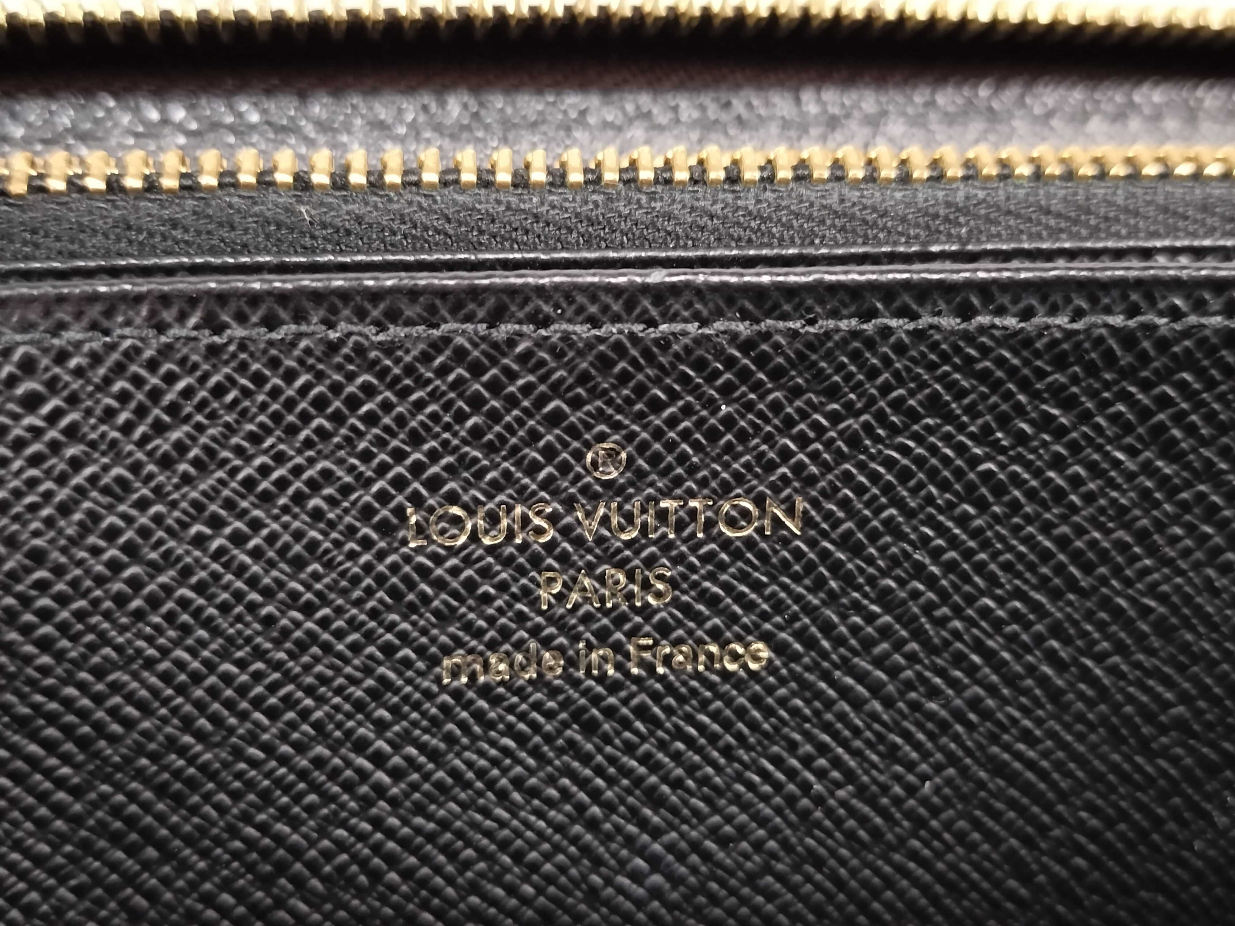 Giant Zippy Wallet with IC Tag and Gold Hardware (LM2240) — view 15