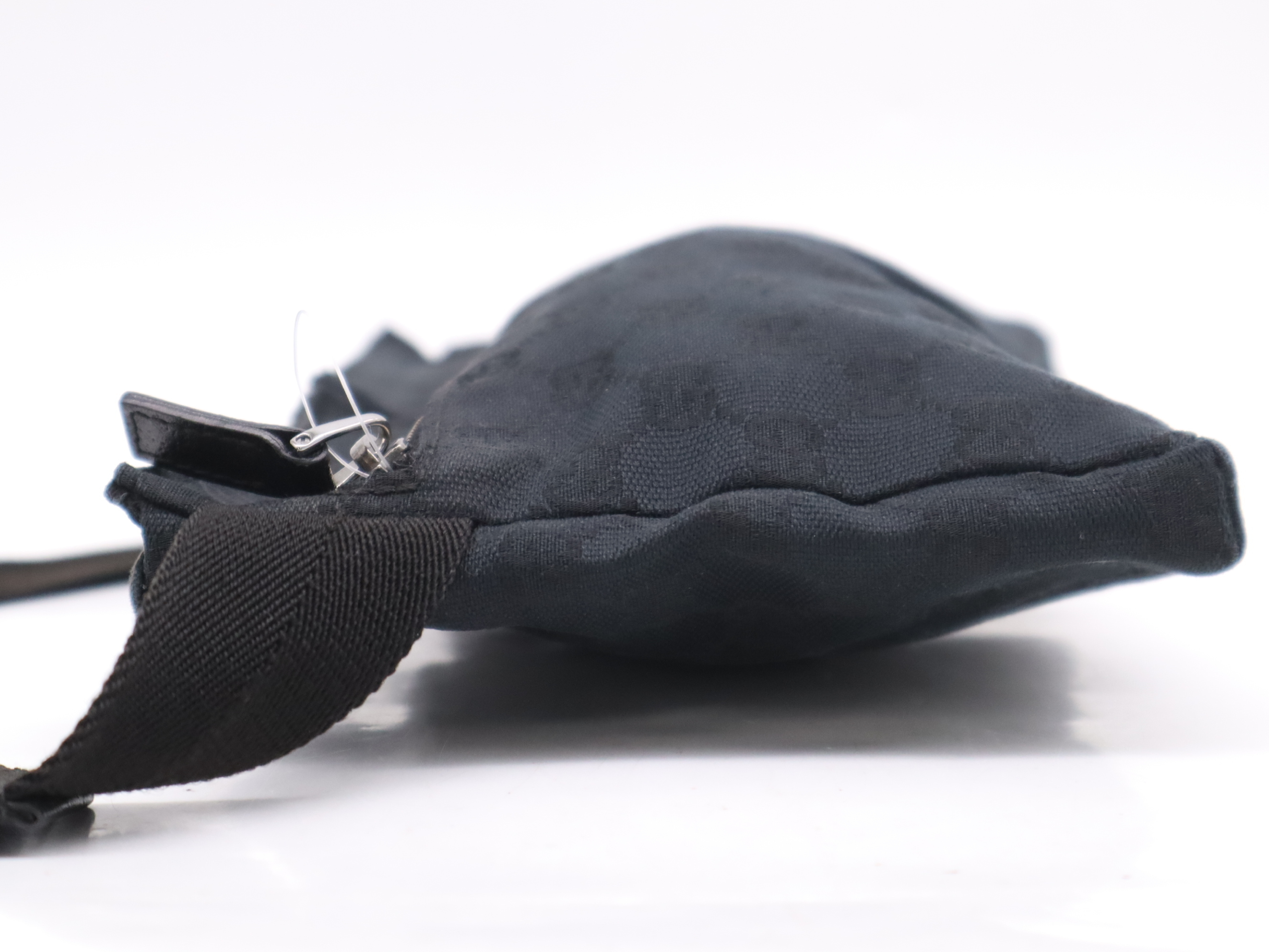 28566 canvas x leather GG canvas waist bag black SV metal fittings storage bag included waist bag — view 3