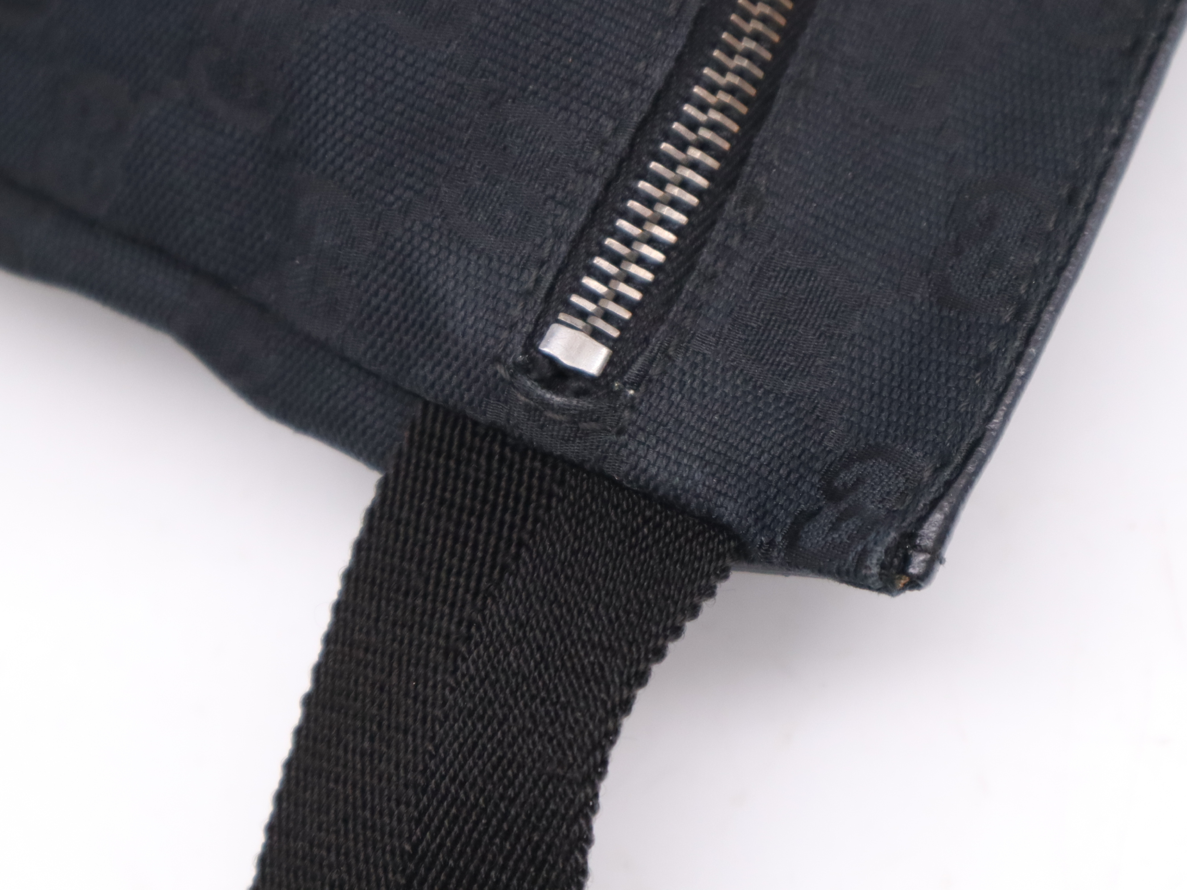 28566 canvas x leather GG canvas waist bag black SV metal fittings storage bag included waist bag — view 7