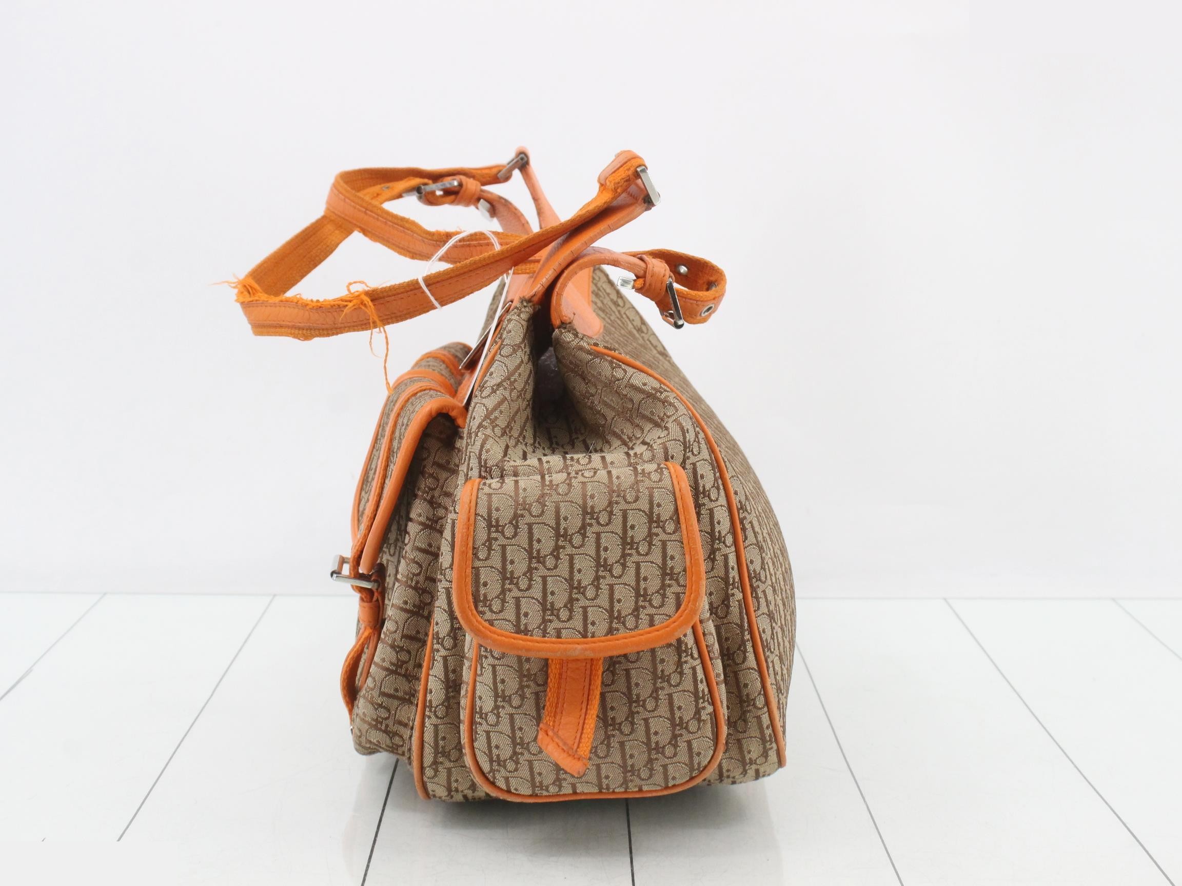 handbag — view 3
