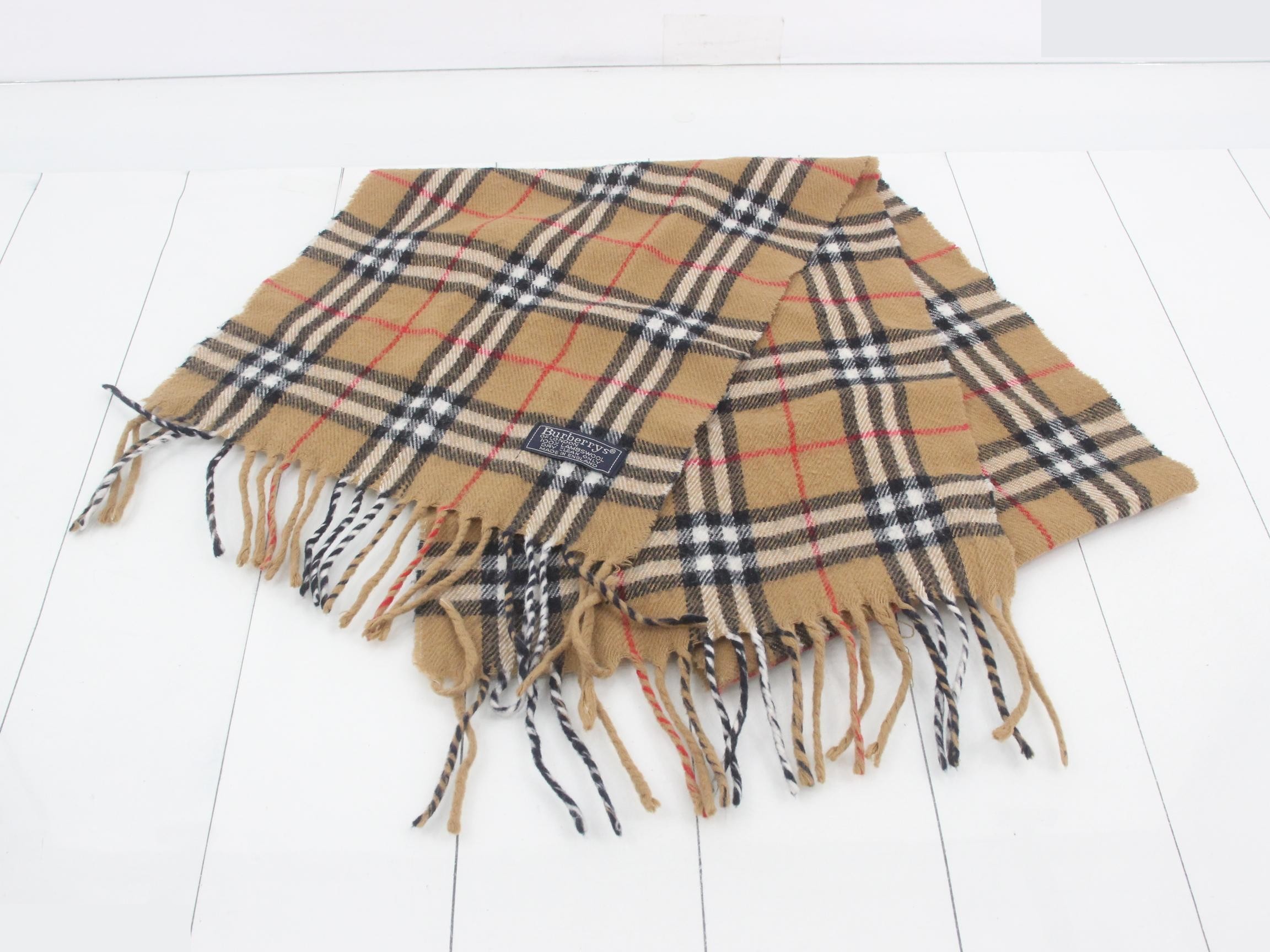 Other lines: Small items, accessories, and scarves — view 2
