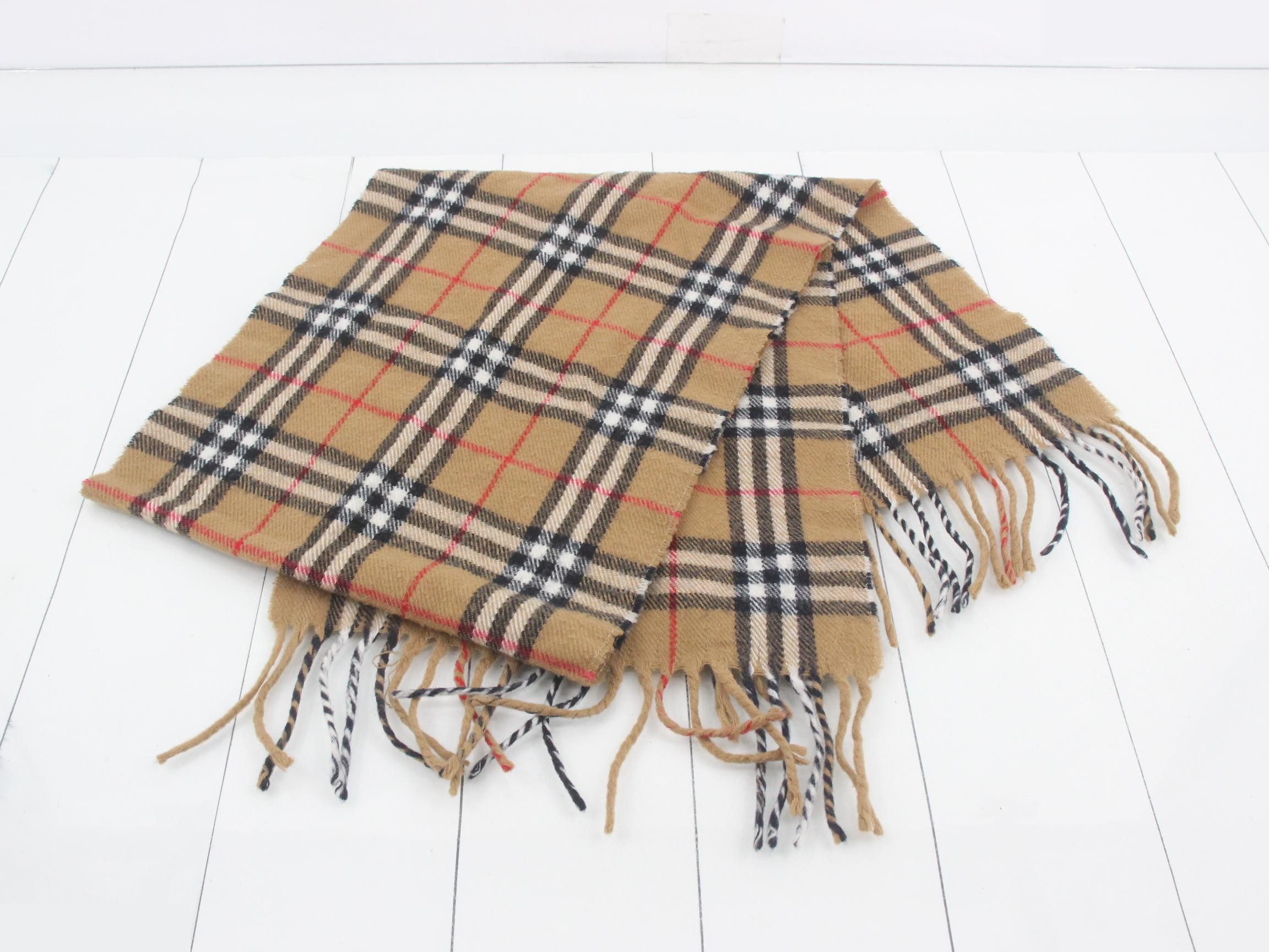 Other lines: Small items, accessories, and scarves — view 3