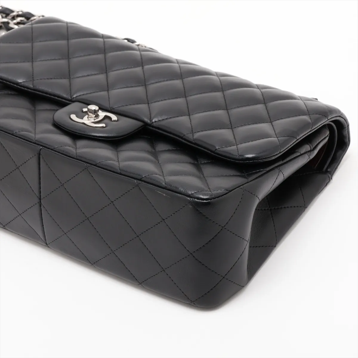 [Individually packaged] Chanel Large Matelassé 30 Lambskin Double Flap Double Chain Bag, Black with Silver Hardware, 14563235, Serial Number 14, A58600 — view 3
