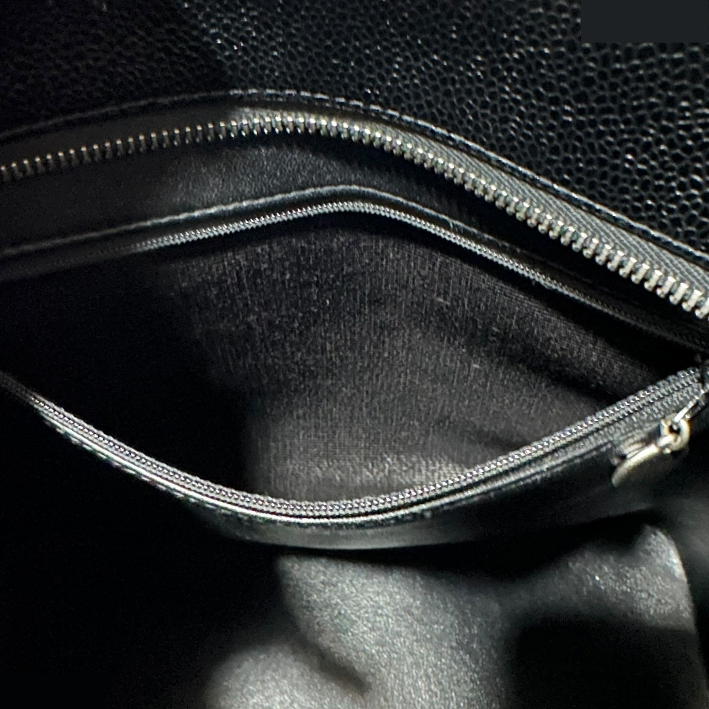 Matelassé Tote Bag, Caviar Leather, Reissue, Coco Mark — view 10