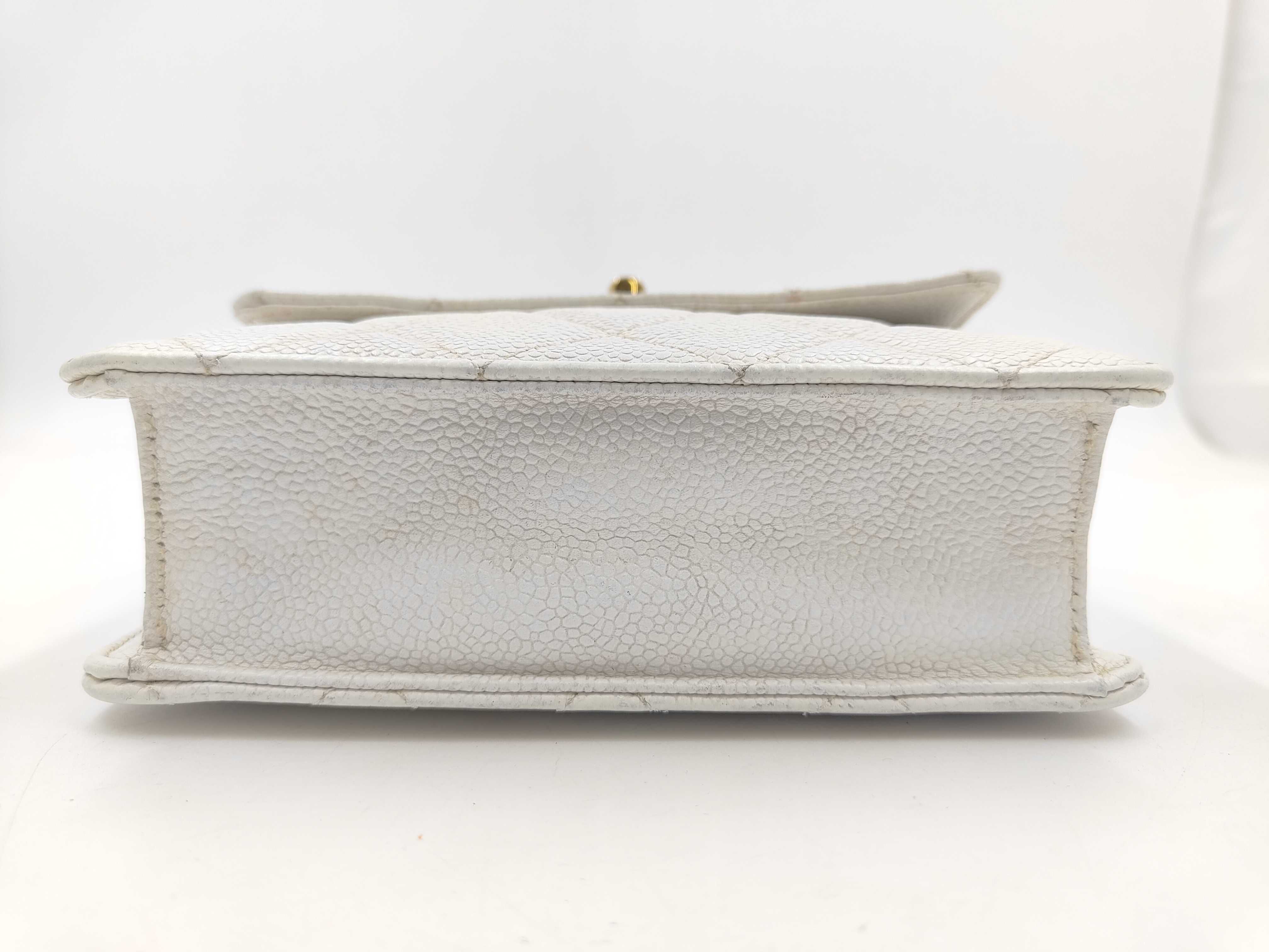 Matelassé Chain Caviar Skin Shoulder Bag — view 7