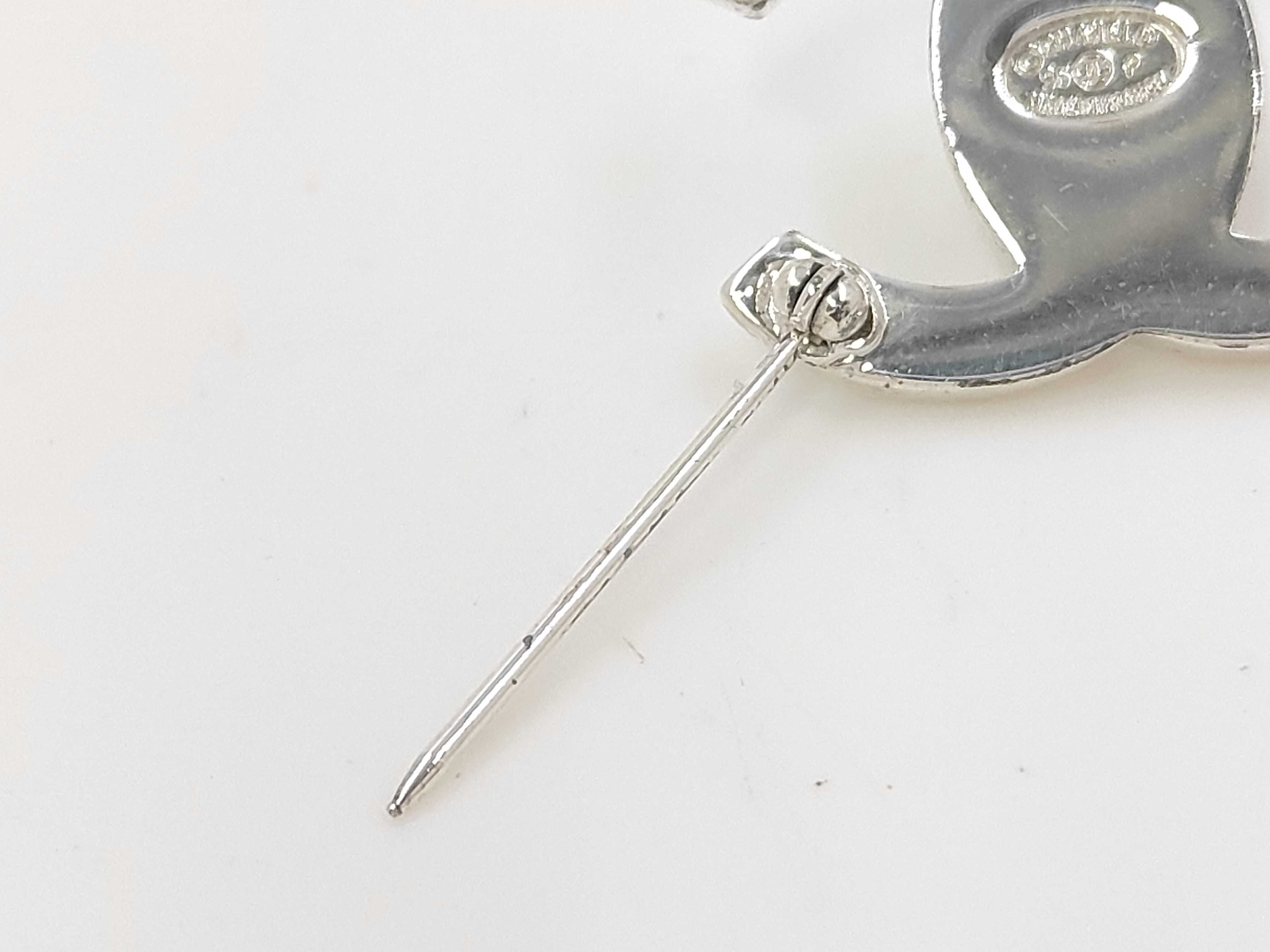Turnlock Brooch, Silver 96P — view 3