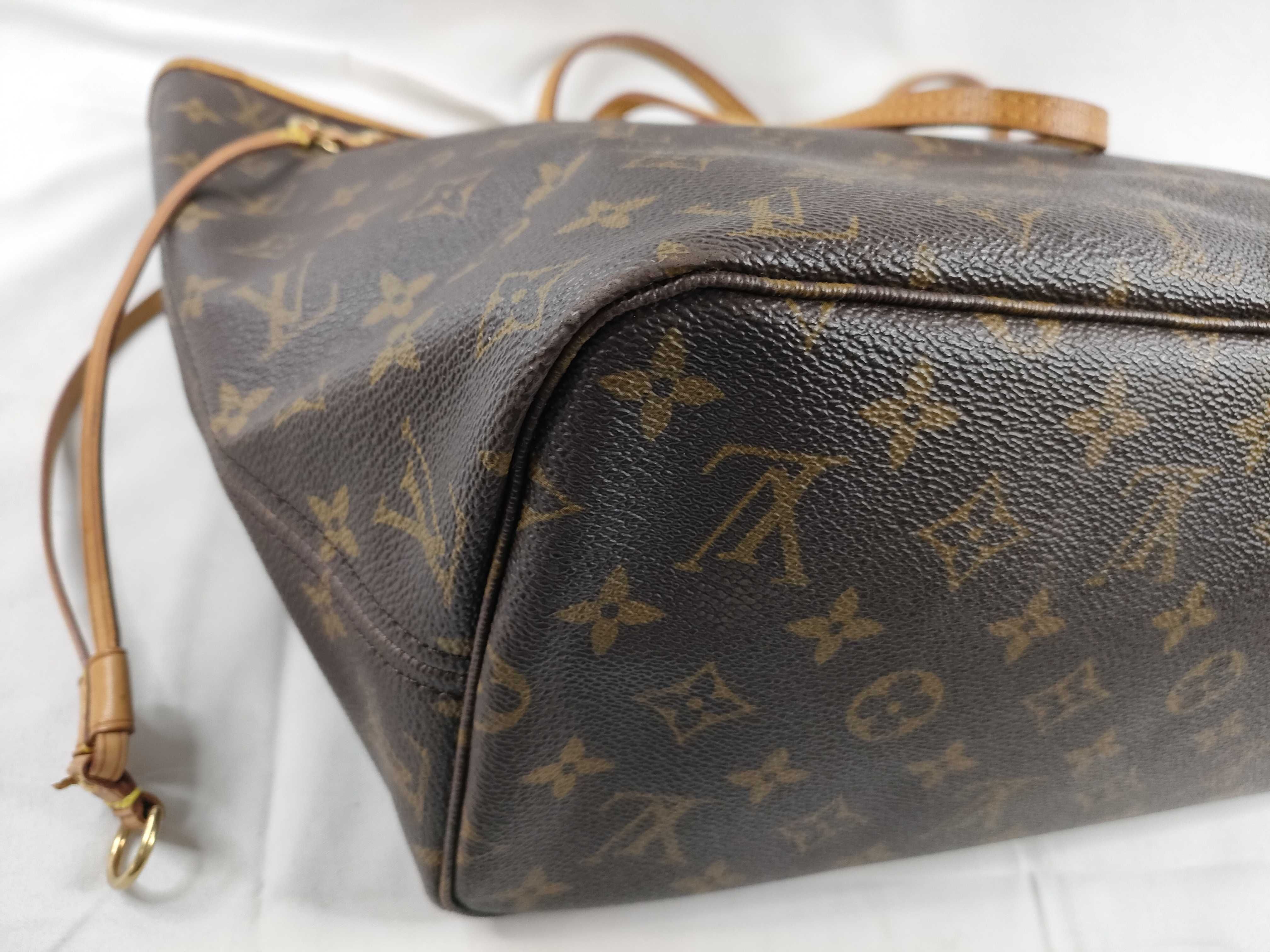 Monogram Neverfull MM Tote Bag — view 3