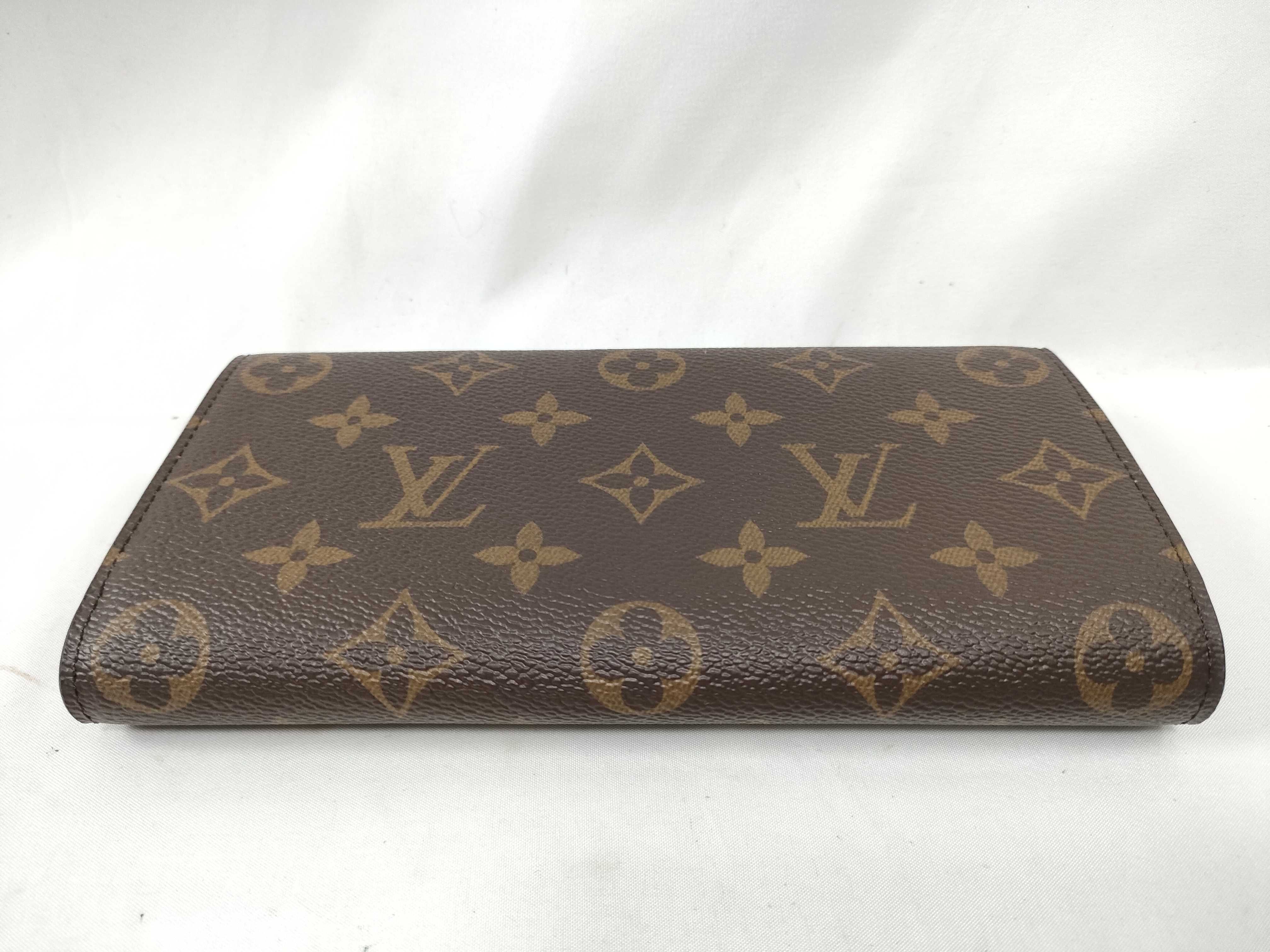 Monogram Louis Vuitton Wallet — view 4