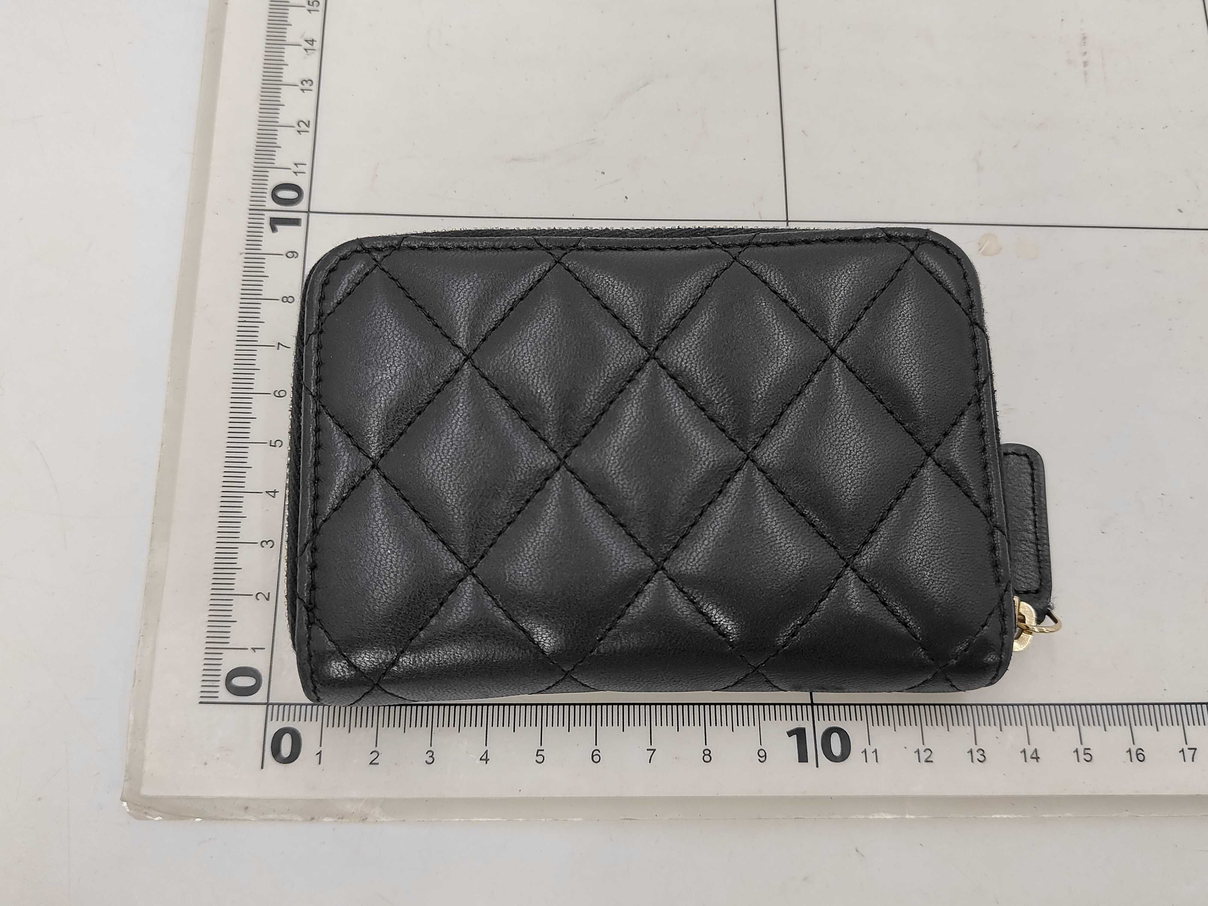 Coco Mark Random Serial Number Lambskin Black Gold Coin Case — view 2