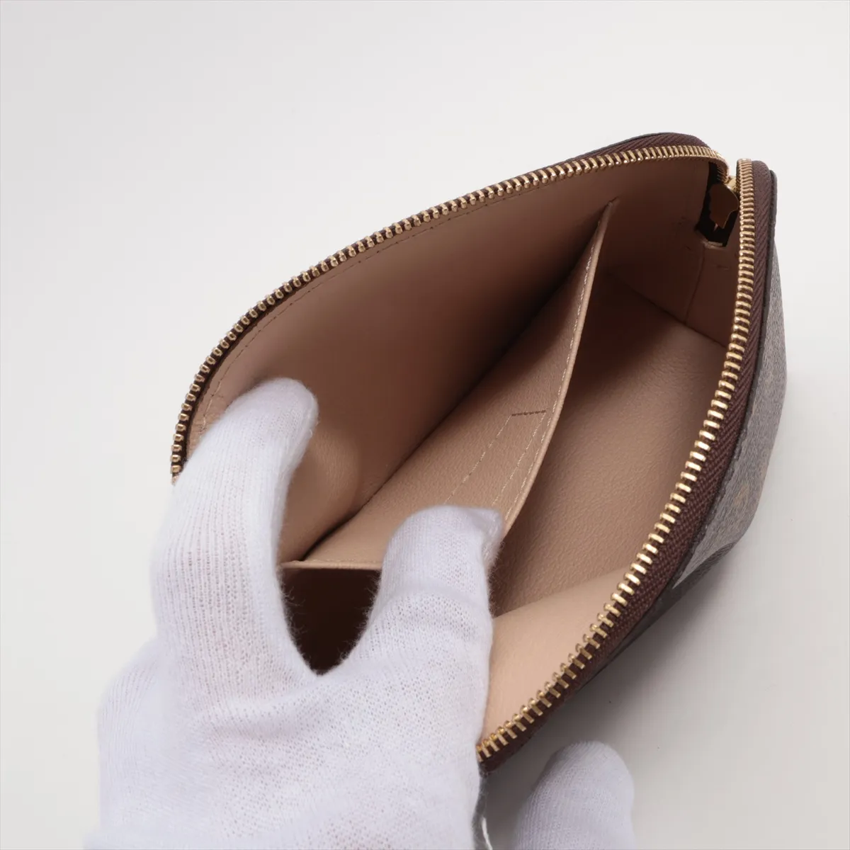 Monogram Pochette Cosmetic M47515 SP4139 Brown Pouch — view 4