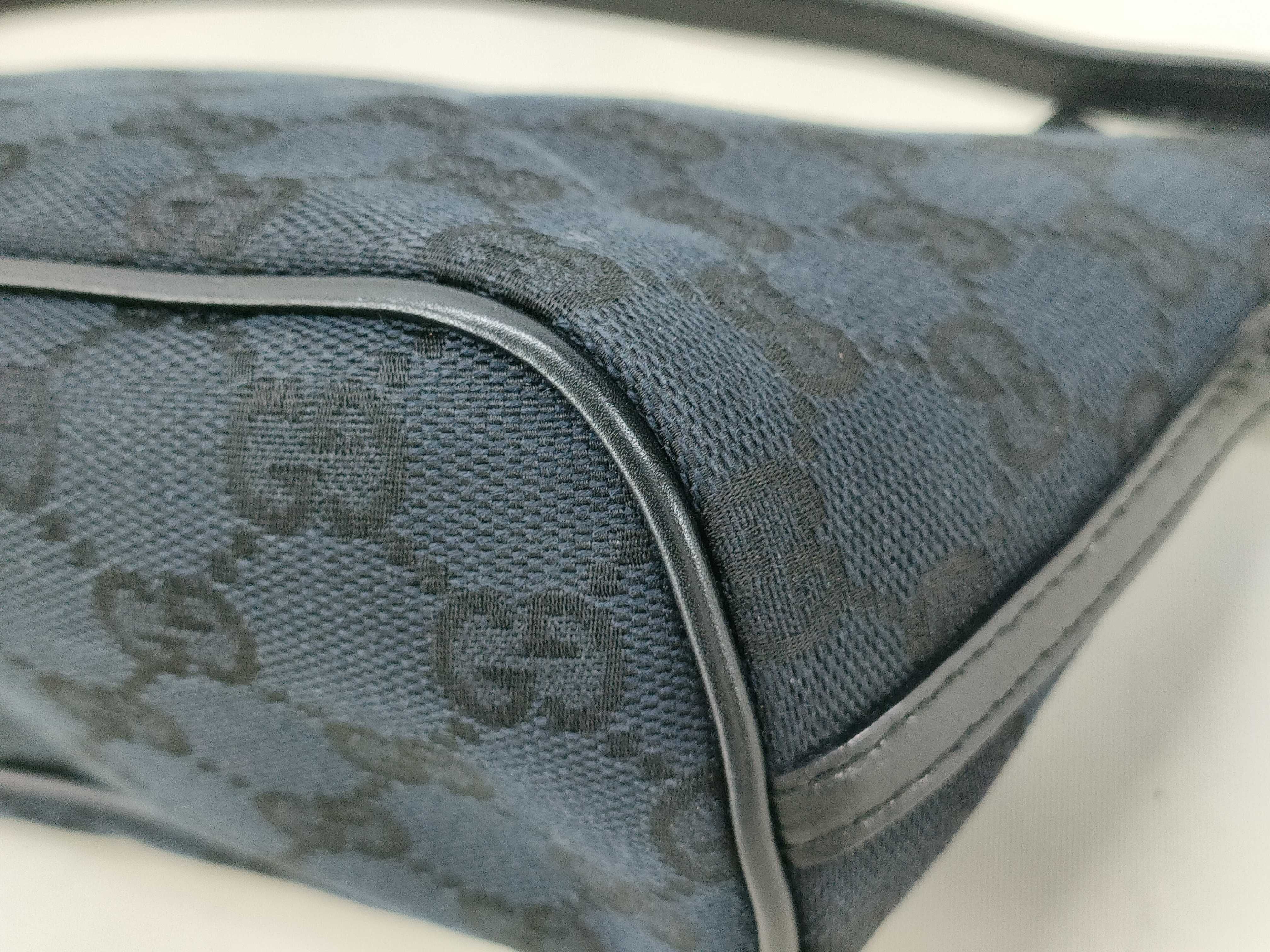 GG Canvas Accessory Pouch, GG Canvas Leather, 039.1103 Handbag — view 4