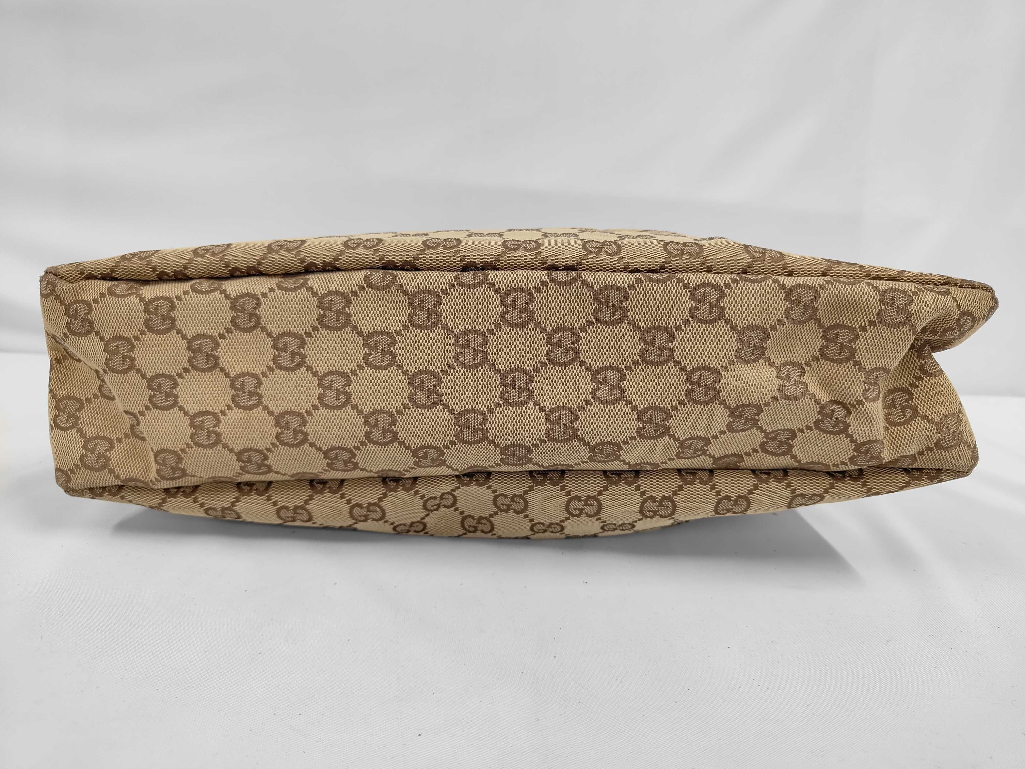 GG Canvas 115867 Shoulder Bag — view 3