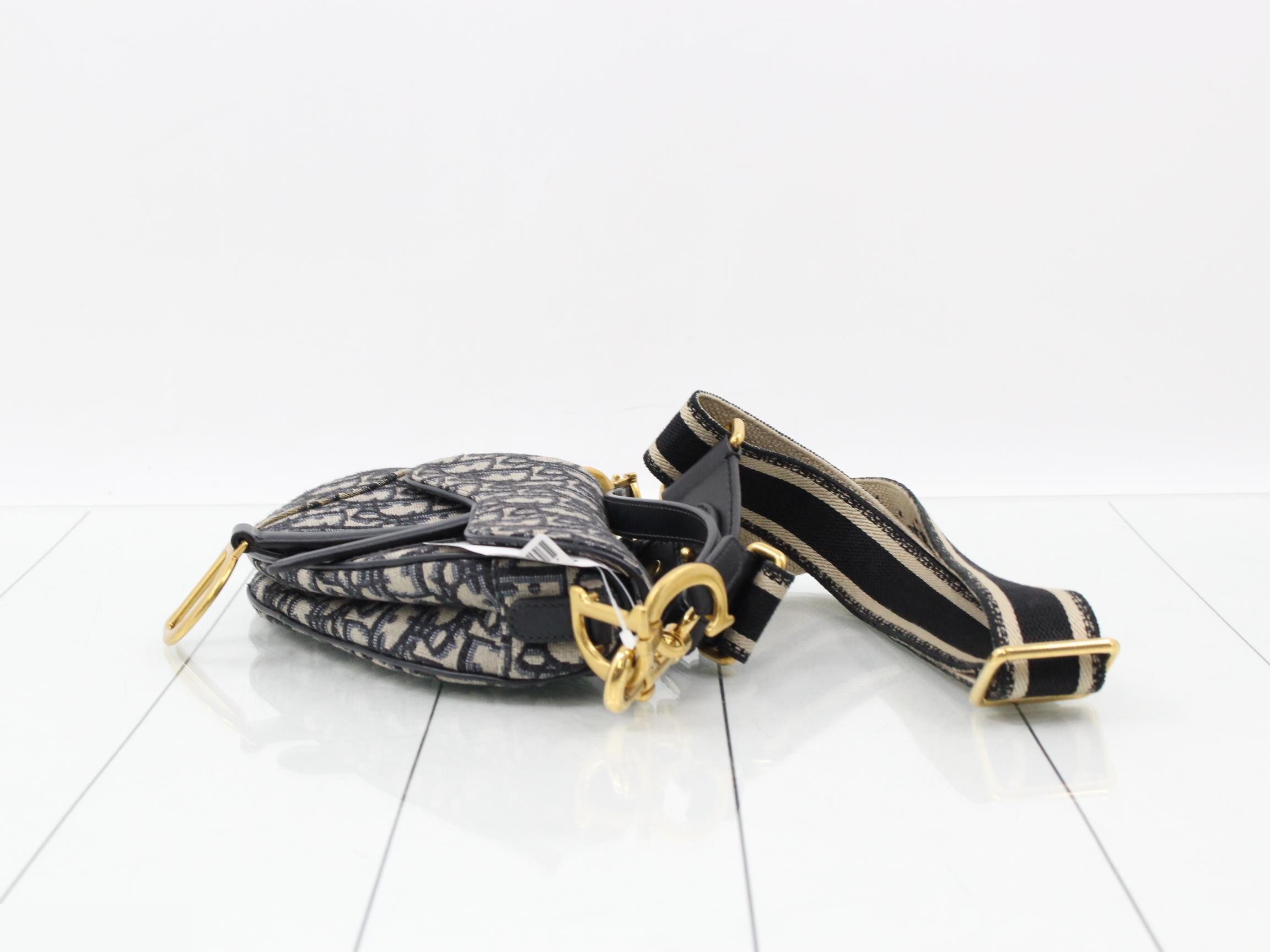 Saddle Trotter/Oblique Canvas Handbag — view 3
