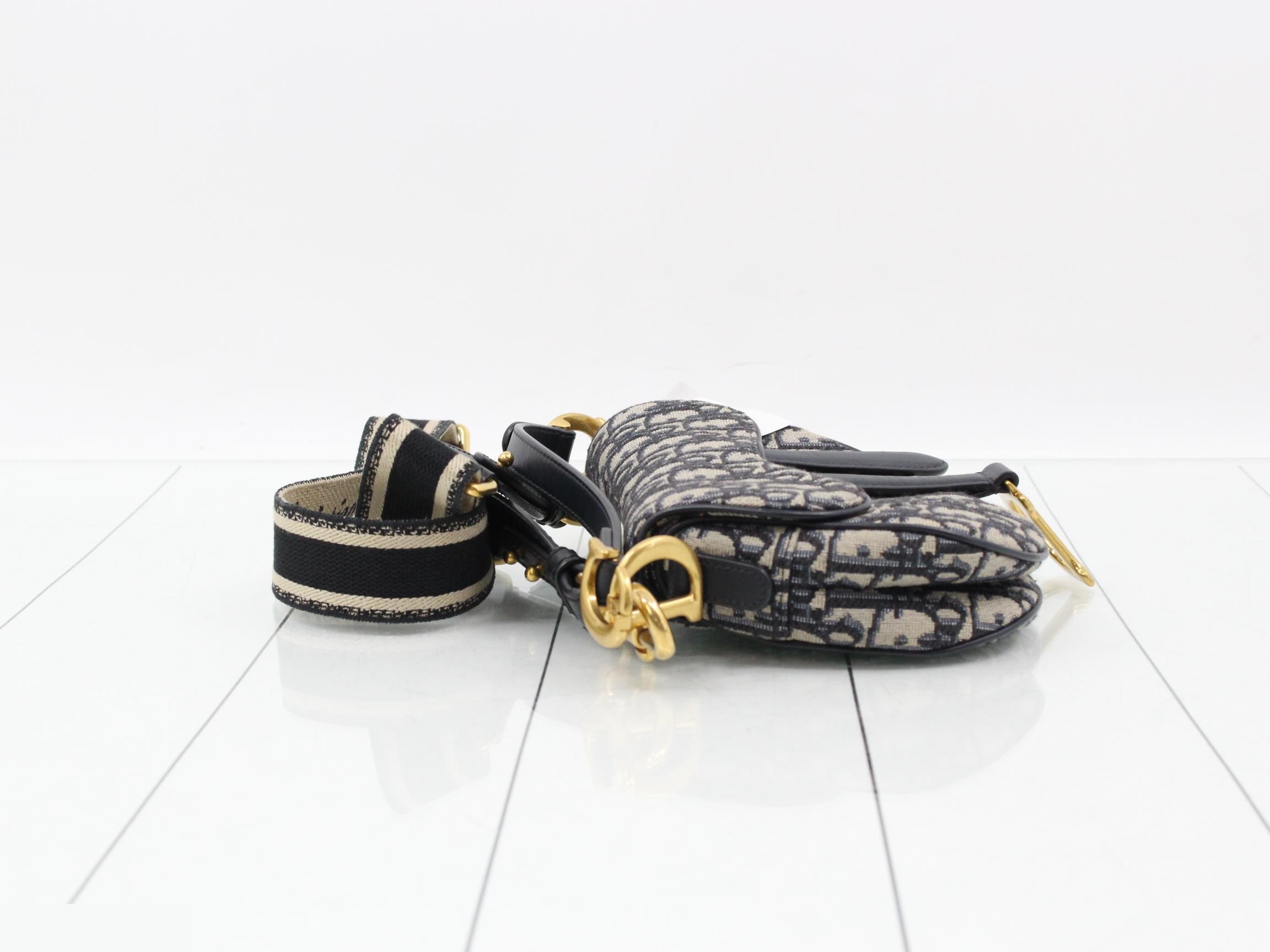 Saddle Trotter/Oblique Canvas Handbag — view 4
