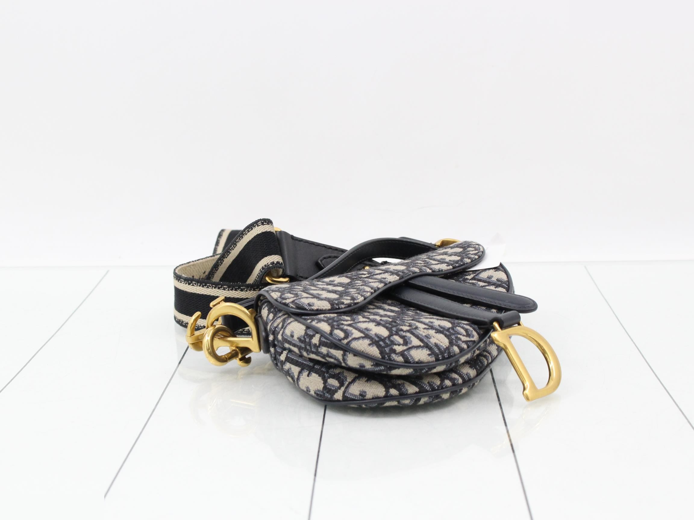 Saddle Trotter/Oblique Canvas Handbag — view 5