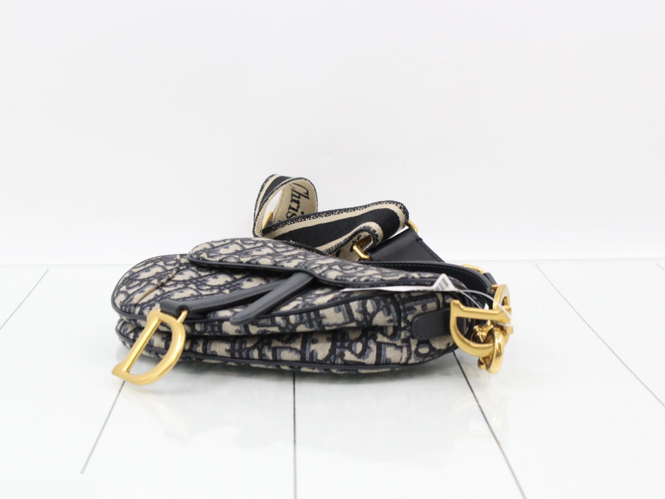 Saddle Trotter/Oblique Canvas Handbag — view 6